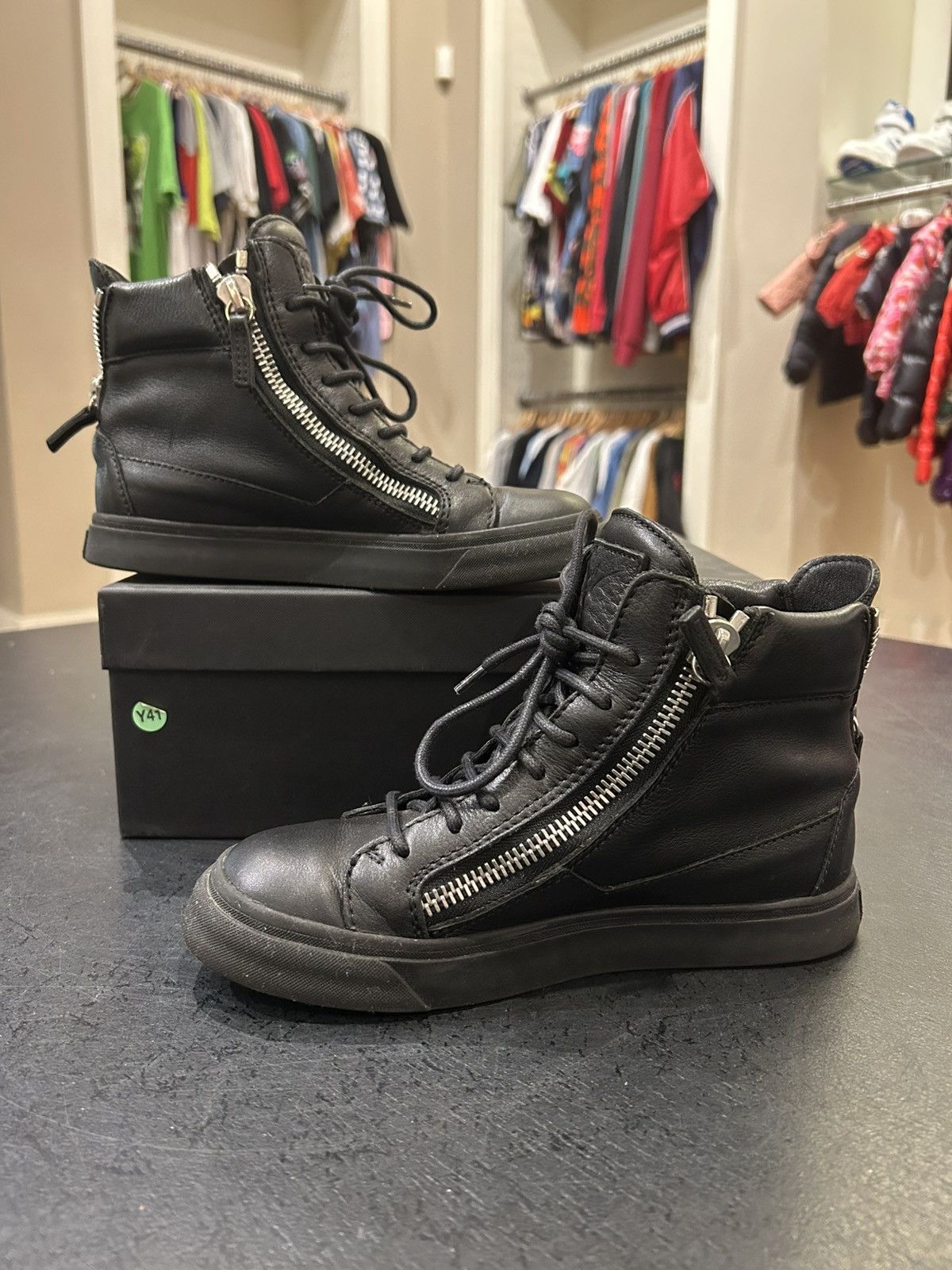 Giuseppe Zanotti Giuseppe Zanotti Zip Leather High Top Sneakers Size US 5 / IT 35 - 2 Thumbnail