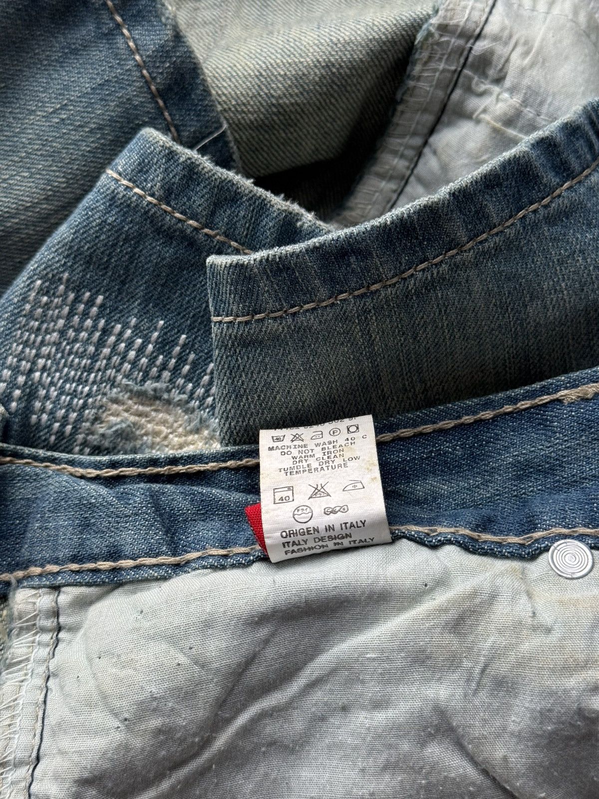 Miss Sixty × Vintage VINTAGE MISS SIXTY 2000s Distressed MINI SKIRT Miss Me Style Size 30" / US 8 / IT 44 - 10 Thumbnail