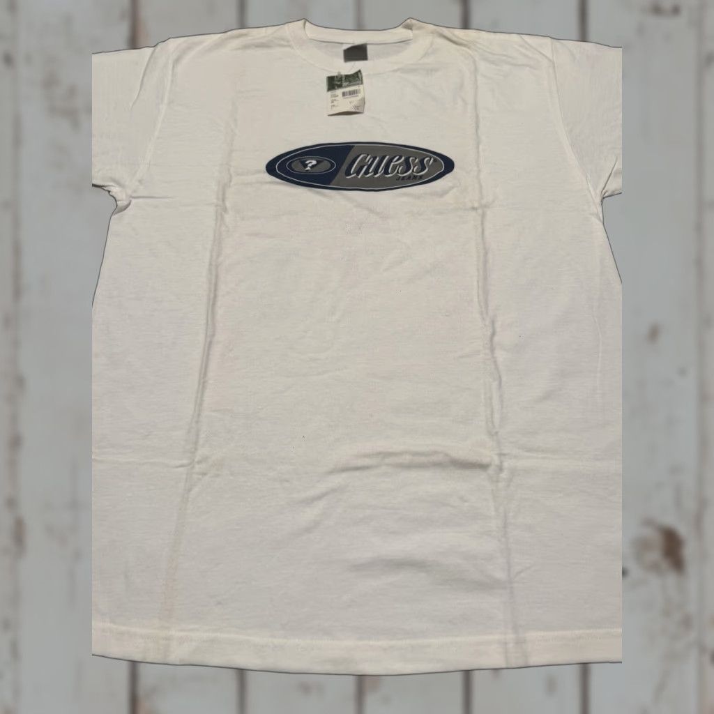 Guess VINTAGE GUESS Graphic T Shirt Size Large 90s Made In USA Size US L / EU 52-54 / 3 - 1 Thumbnail