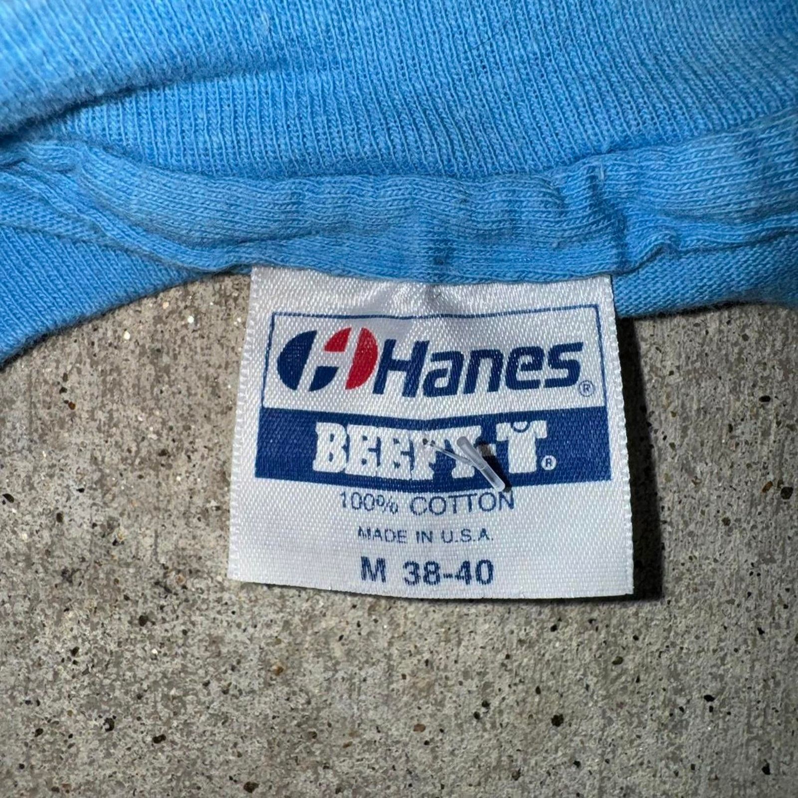 Hanes Vintage 80s surf restaurant t-shirt Size US M / EU 48-50 / 2 - 4 Thumbnail