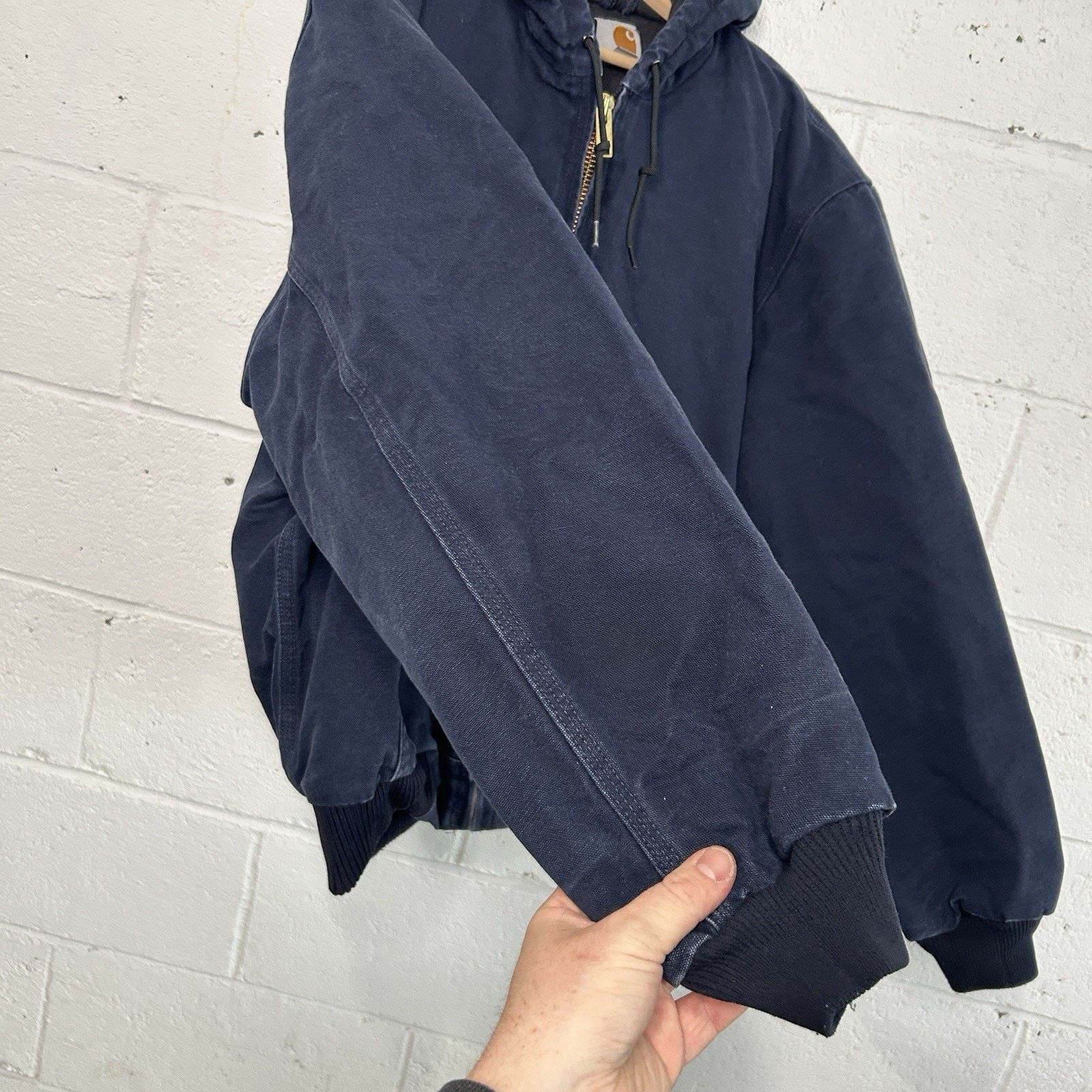 Carhartt Carhartt Quilted Hooded Active Jacket “Dark Navy” J140 DNY Size US L / EU 52-54 / 3 - 6 Thumbnail