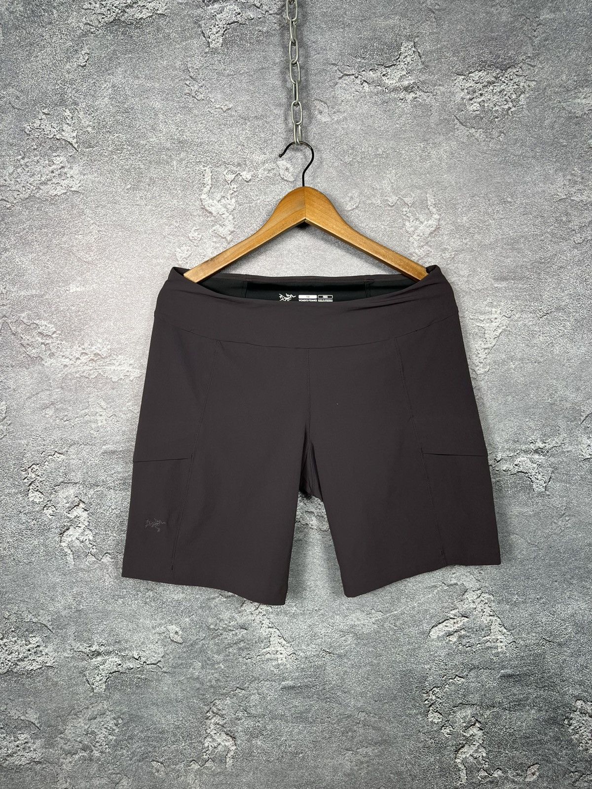 Arc'teryx Arcteryx Sabria Women’s Nylon Shorts Gorpcore Size 32" / US 10 / IT 46 - 1 Thumbnail