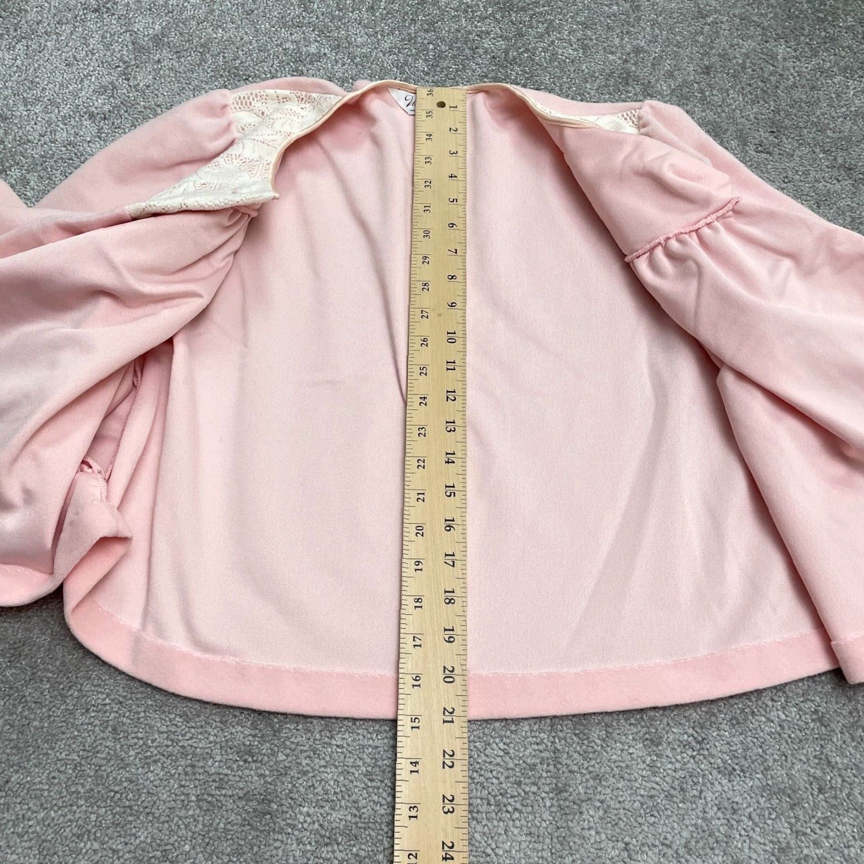 Vintage Vanity Fair Cardigan Sweater Womens M Pink Lace Button Casual Vintage Size M / US 6-8 / IT 42-44 - 4 Thumbnail