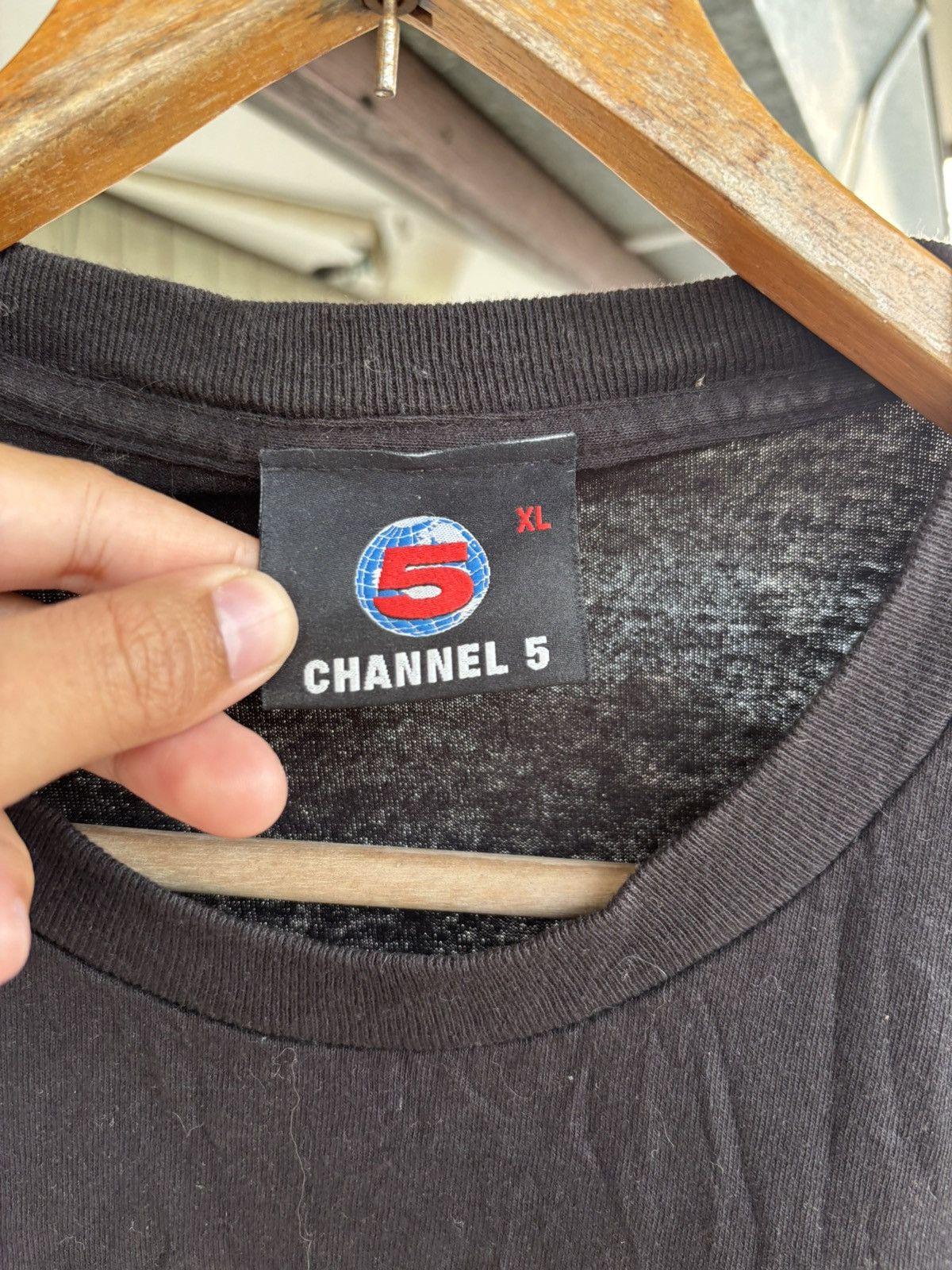 Vintage Channel 5 vintage Tee Size US XL / EU 56 / 4 - 2 Thumbnail