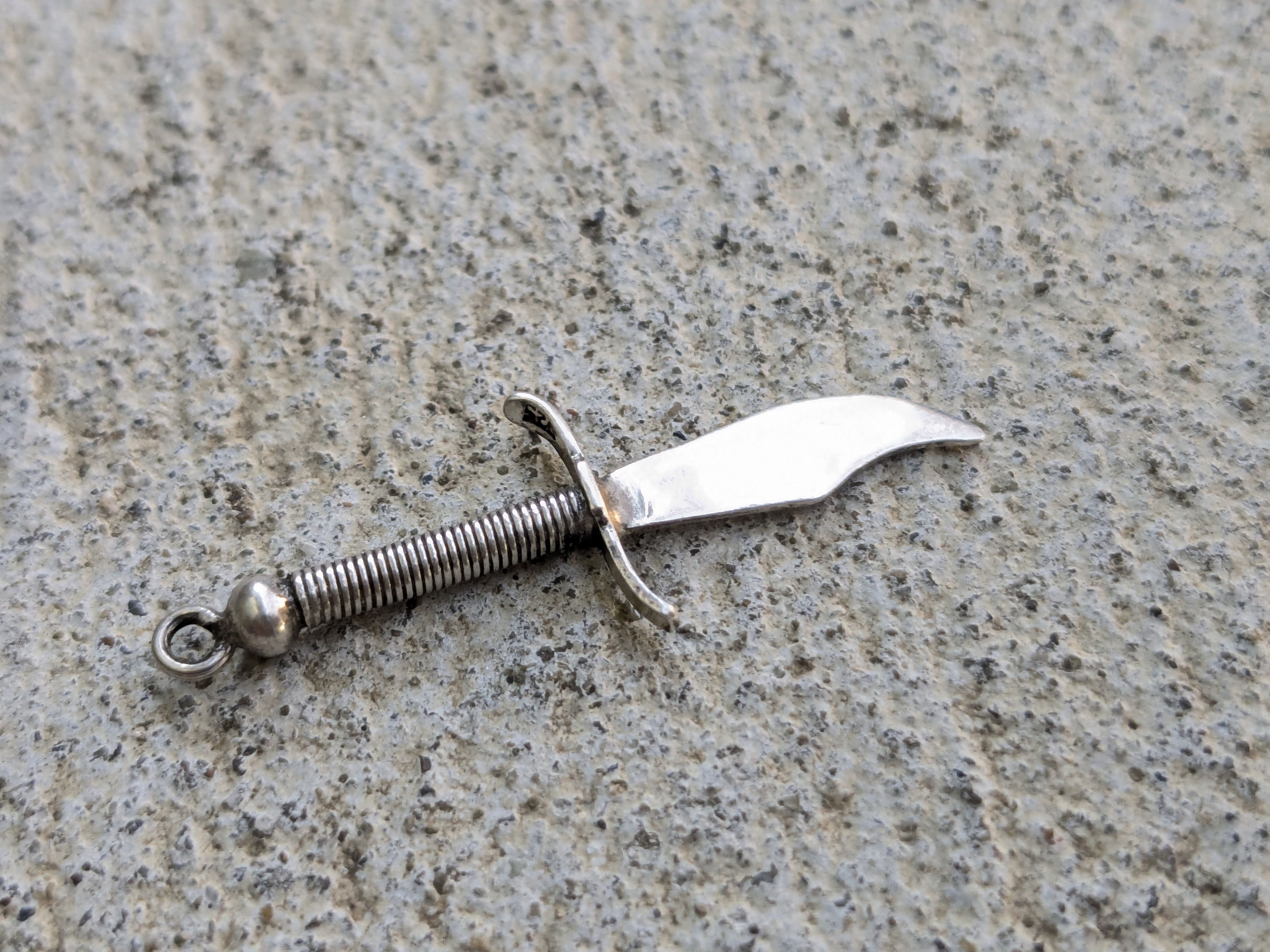Jewelry Vintage Sterling Silver Dagger Knife Charm Pendant Size ONE SIZE - 4 Thumbnail