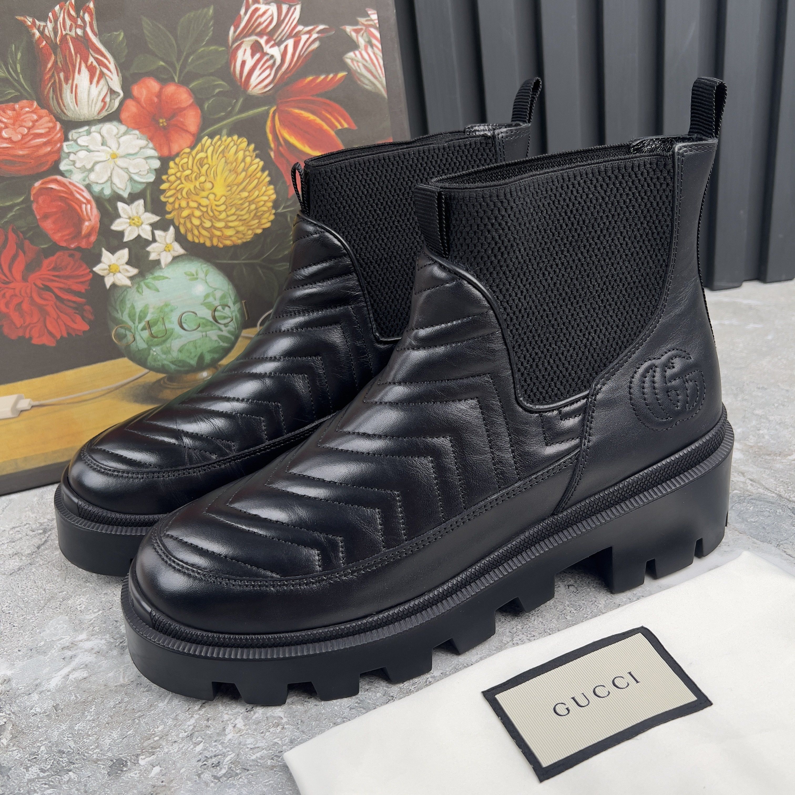 Gucci GG Matelasse Chelsea Boots Booties Leather Size US 9 / IT 39 - 1 Thumbnail