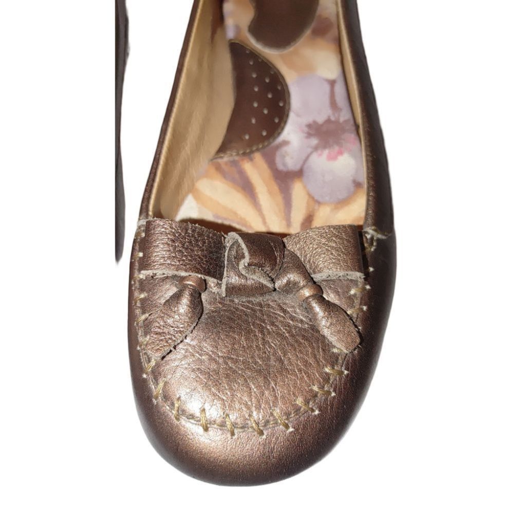 Born Born Louise Metallic Bronze Leather Ballet Flats Size 7.5 Size US 7.5 / IT 37.5 - 8 Thumbnail