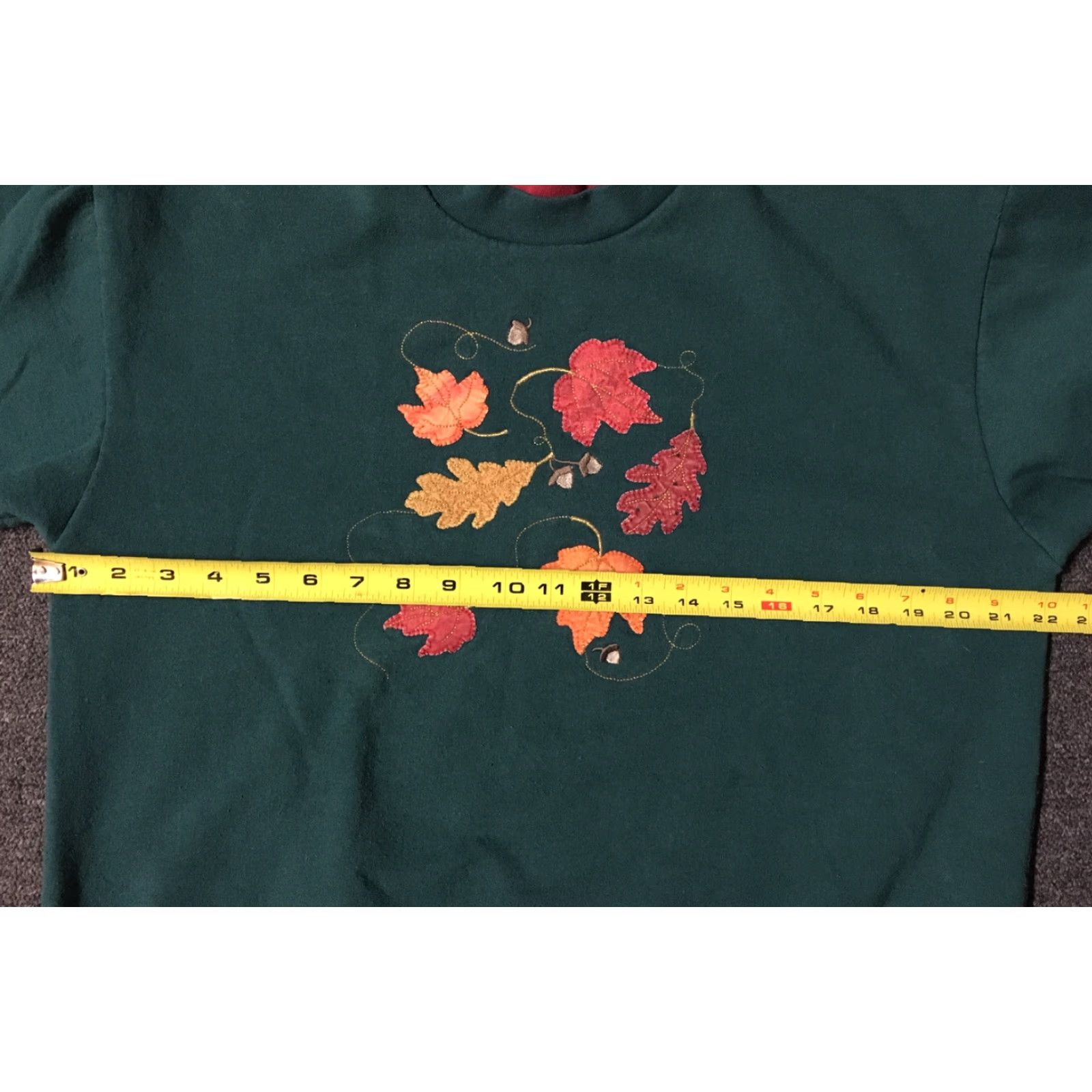 Vintage VINTAGE 90s Embroidered Leaves Sweatshirt M Nature Wildlife Art Vaporwave 80s USA Size US M / EU 48-50 / 2 - 6 Thumbnail