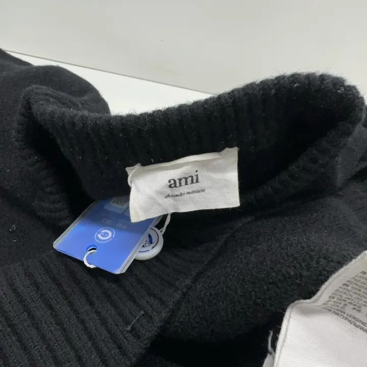 AMI AMI Black Crewneck Sweater with Heart Logo -2507 Size US S / EU 44-46 / 1 - 1 Thumbnail