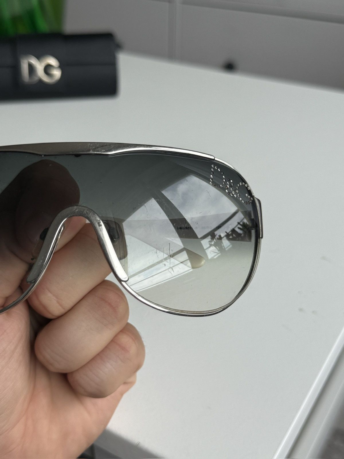Designer Vintage y2k Dolce & Gabbna shield sunglasses avantgarde rare Size ONE SIZE - 8 Thumbnail