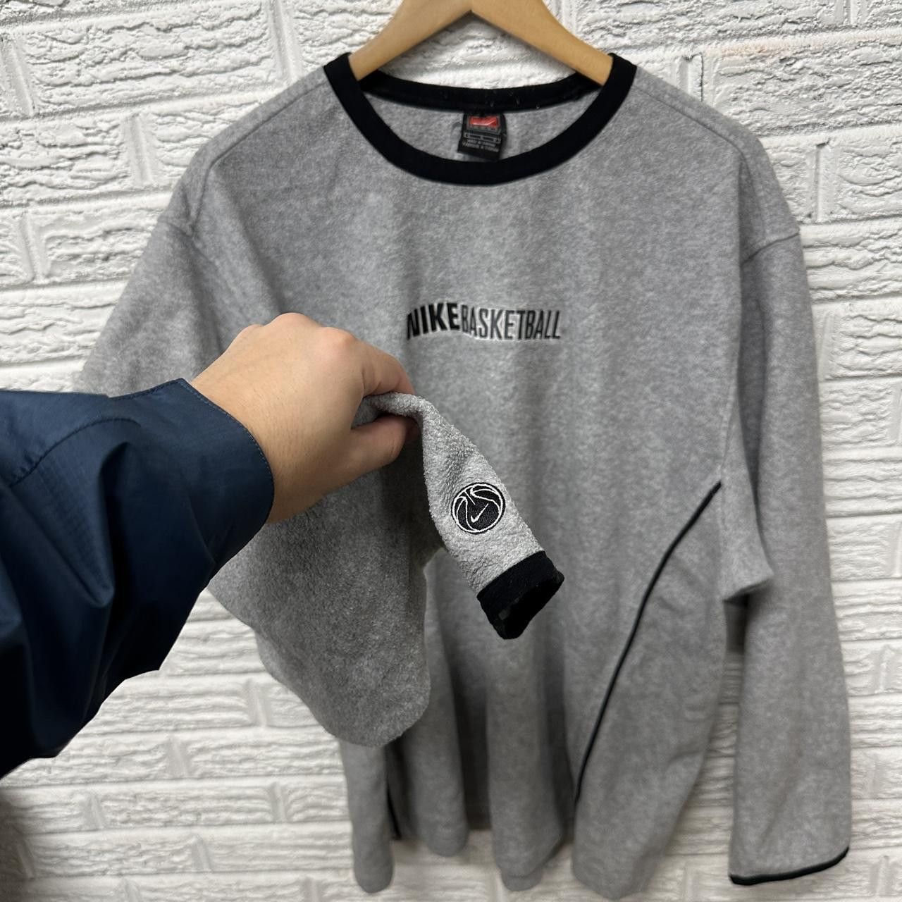 Nike Vintage Nike Basketball Grey Fleece Pullover Men’s Large Size US L / EU 52-54 / 3 - 5 Thumbnail