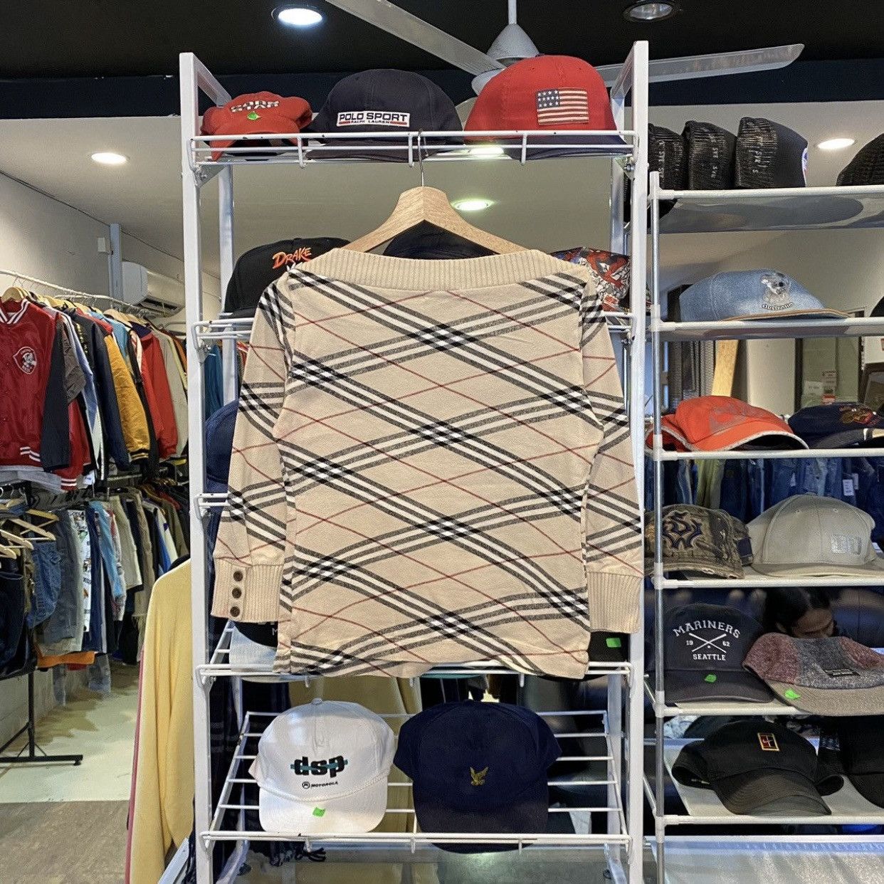 Burberry Burberry London women’s knit sweater (Japan-market piece) Size S / US 4 / IT 40 - 2 Thumbnail