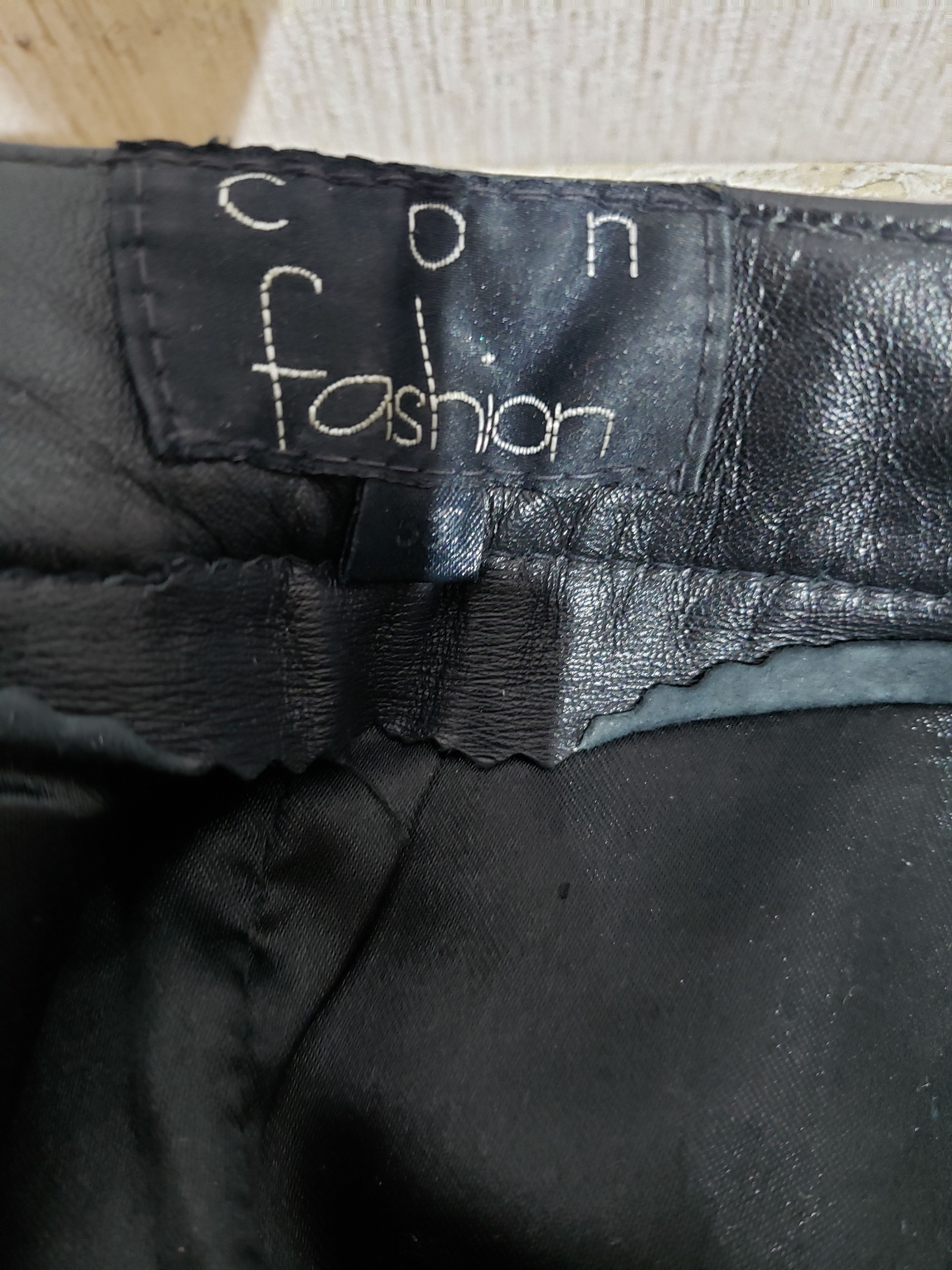 Genuine Leather Women's black leather pants. Size 28" / US 6 / IT 42 - 10 Thumbnail