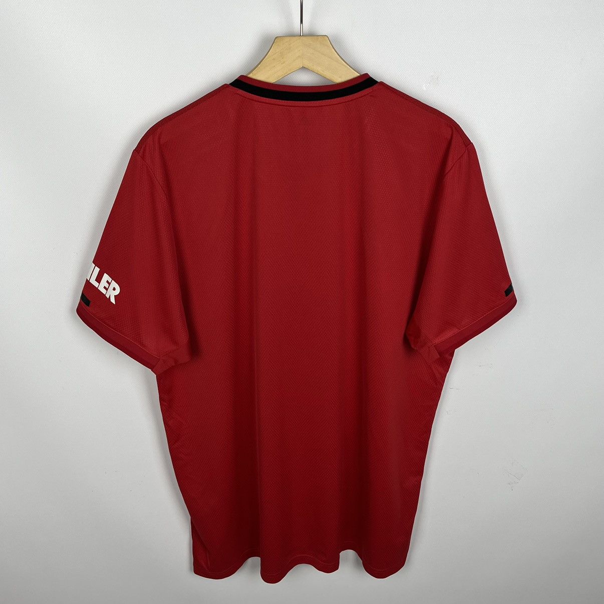 Adidas Adidas Manchester United soccer jersey T shirt 19/20 Size US XL / EU 56 / 4 - 20 Thumbnail