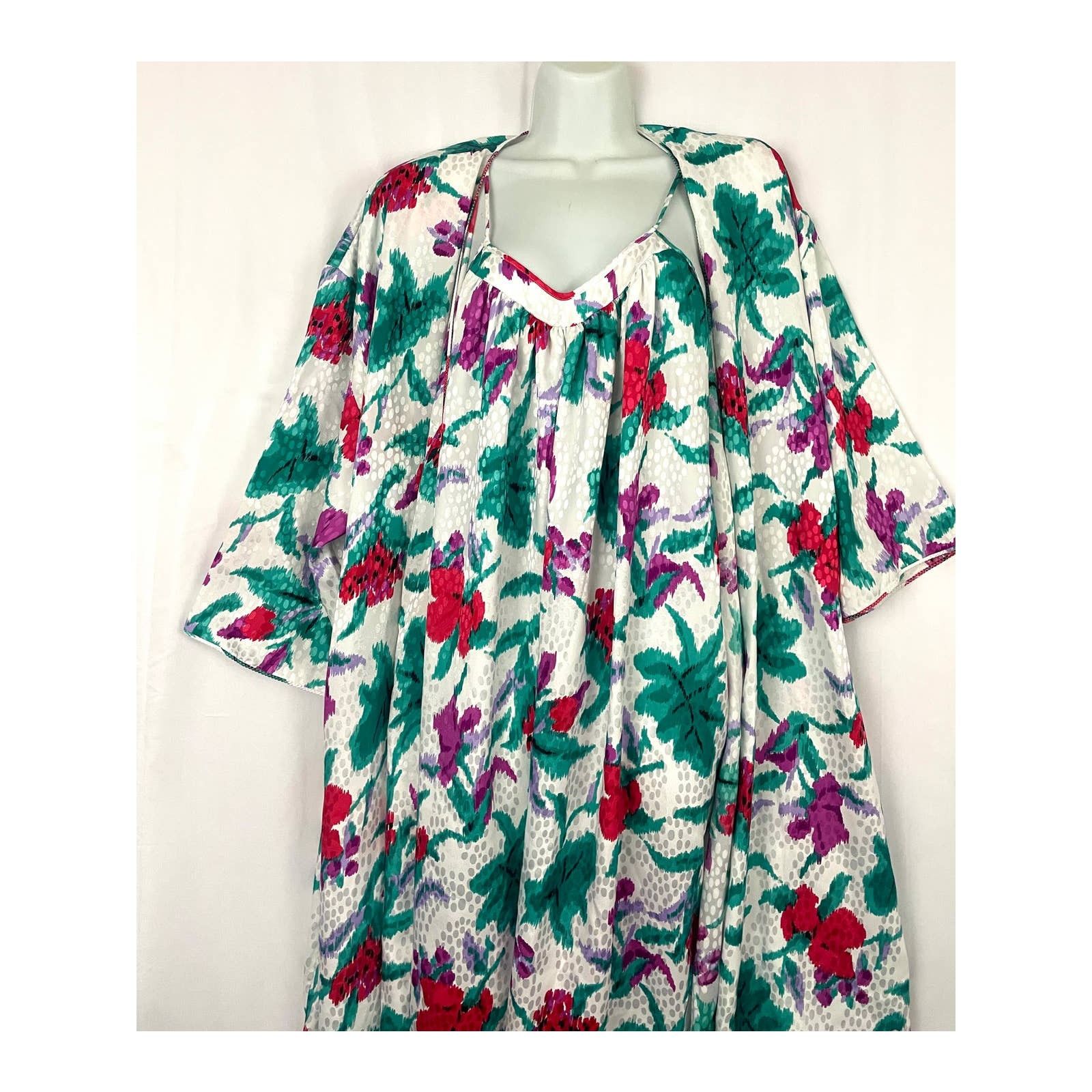 Neiman Marcus VTG Neiman Marcus Floral Nightgown Robe Set Mary McFadden Size ONE SIZE - 8 Thumbnail