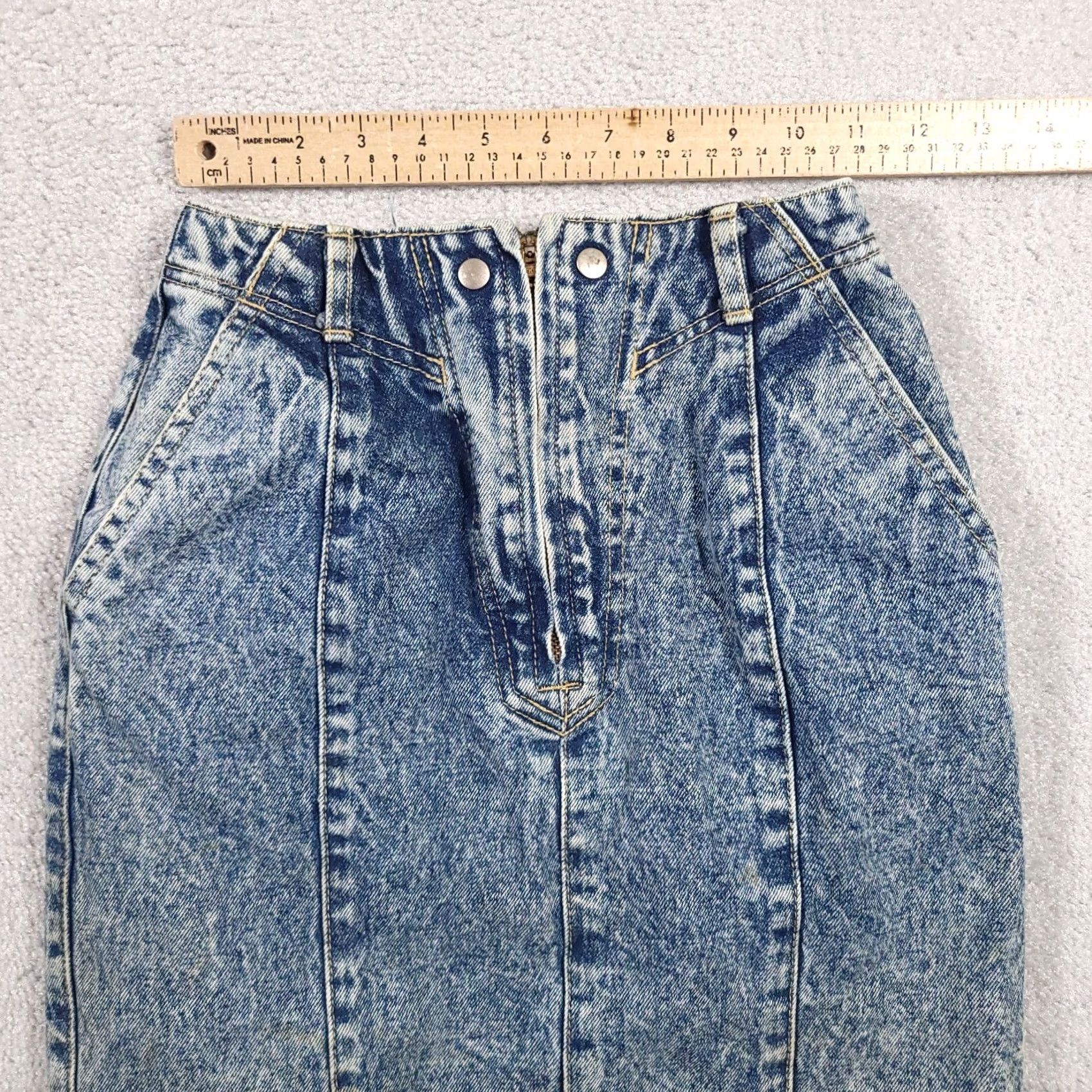 J Brand VINTAGE Sweet Camel Denim Mini Skirt Women's Juniors 00 22X18 Y2K Acid Wash Pocket Short Blue Cotton Denim 90s Festival Retro 00s 00s Girls Size 24" / US 00 / IT 34 - 6 Thumbnail