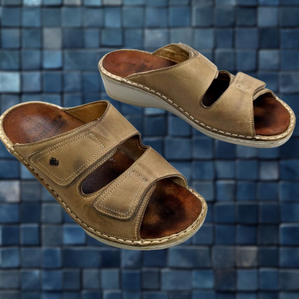 Vintage Finn Comfort Sandals Women US 8 EU 38 Cream Leather Comfort Hook Loop Walking Shoes Slide Casual Summer Size US 8 / IT 38 - 1 Thumbnail