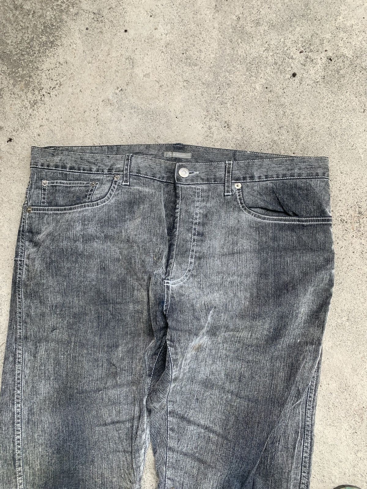 Dior Dior slim 17 regular washed denim pants Size US 29 - 2 Thumbnail