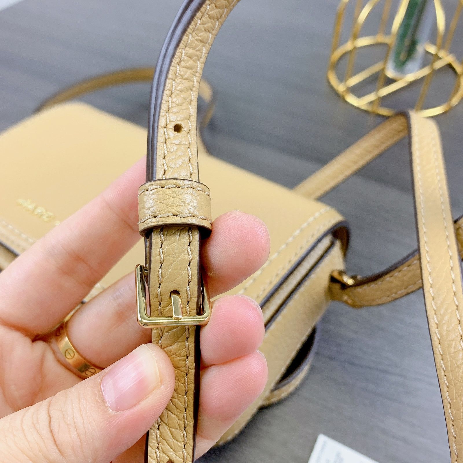 Marc Jacobs Marc Jacobs H107L01FA21 Mini Leather Crossbody Bag IN COFFEE Size ONE SIZE - 7 Thumbnail