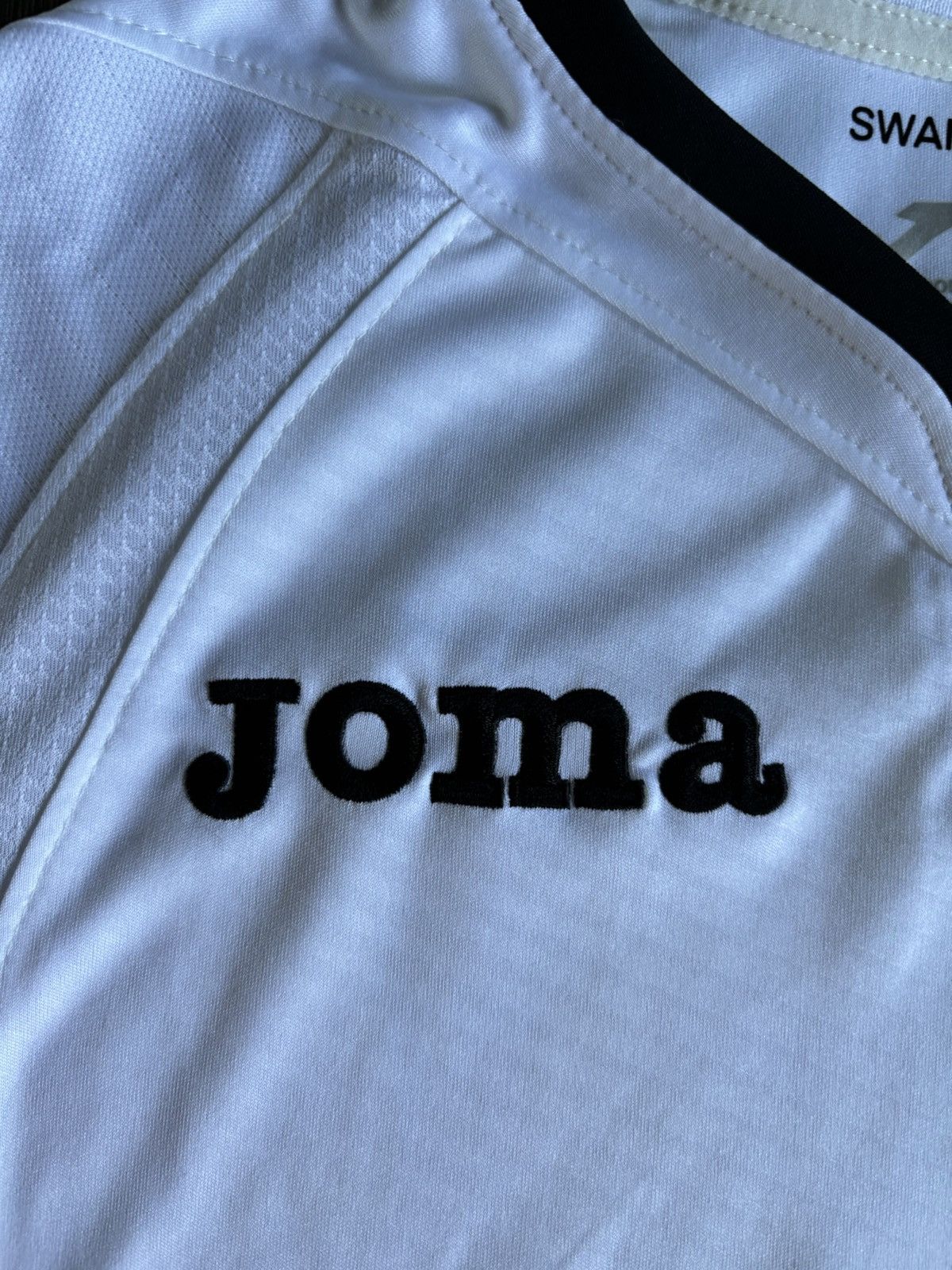 Joma Swansea City 2017/18 Joma Home Kit Size US S / EU 44-46 / 1 - 4 Thumbnail
