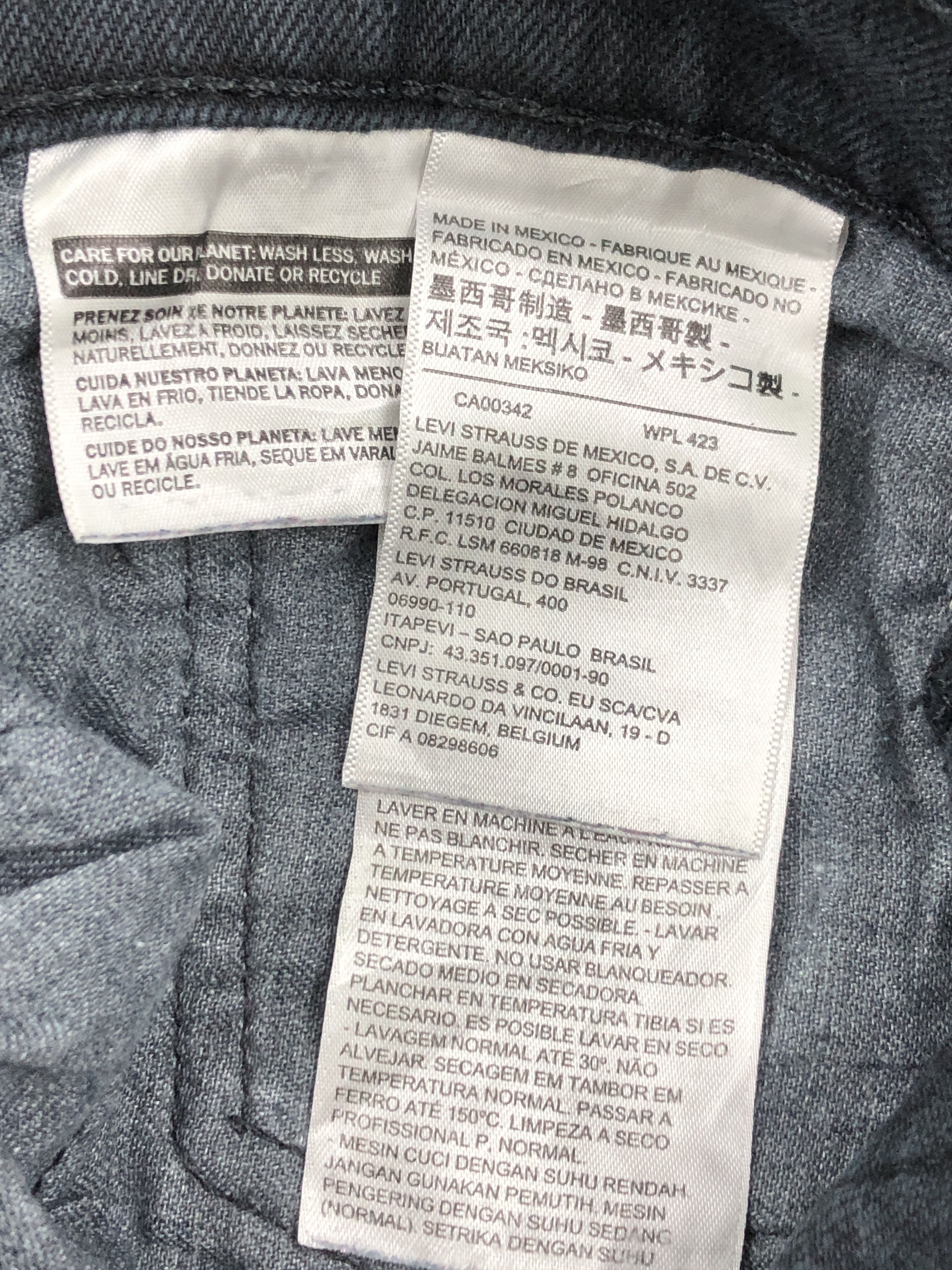 Levi's × Vintage Faded Black Vintage Levis 511 Jeans Size US 34 / EU 50 - 14 Thumbnail