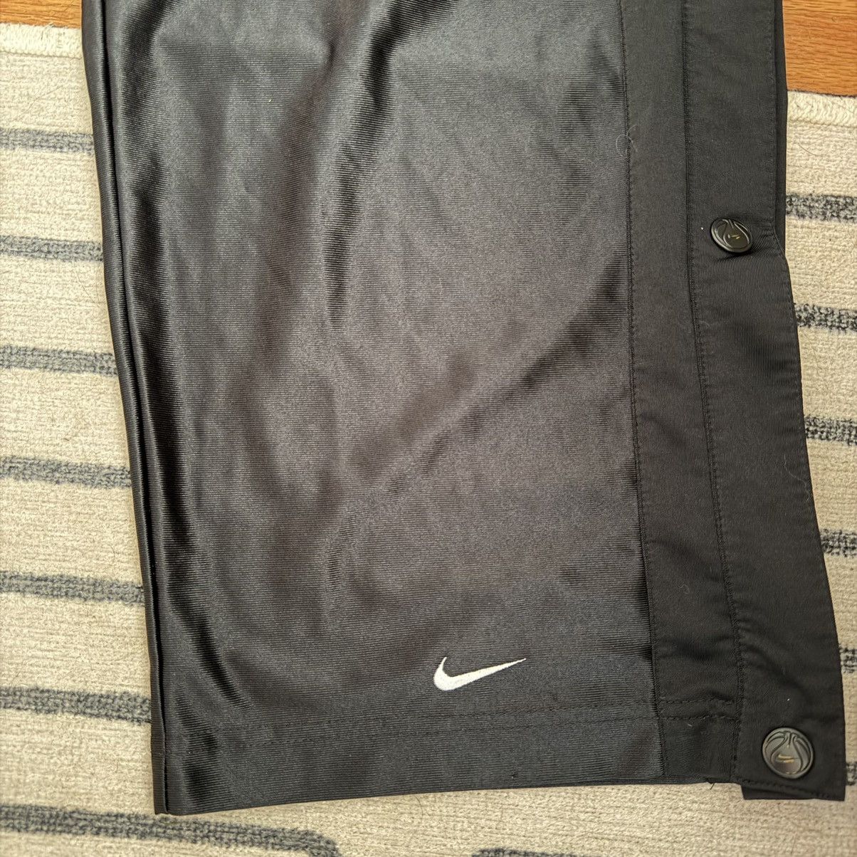 Nike Vintage Nike Tearaway Side Snap Warm Up Track Pants Black Size US 35 - 3 Thumbnail