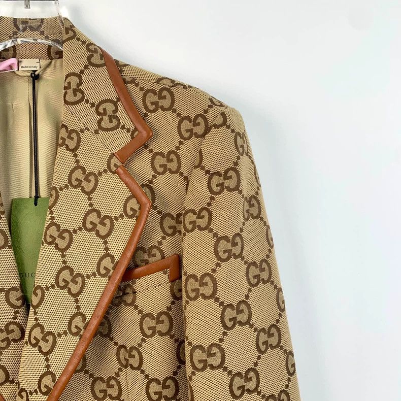 Gucci GucciBrown logo jacquad full print cotton lapel single-brea Size US L / EU 52-54 / 3 - 3 Thumbnail