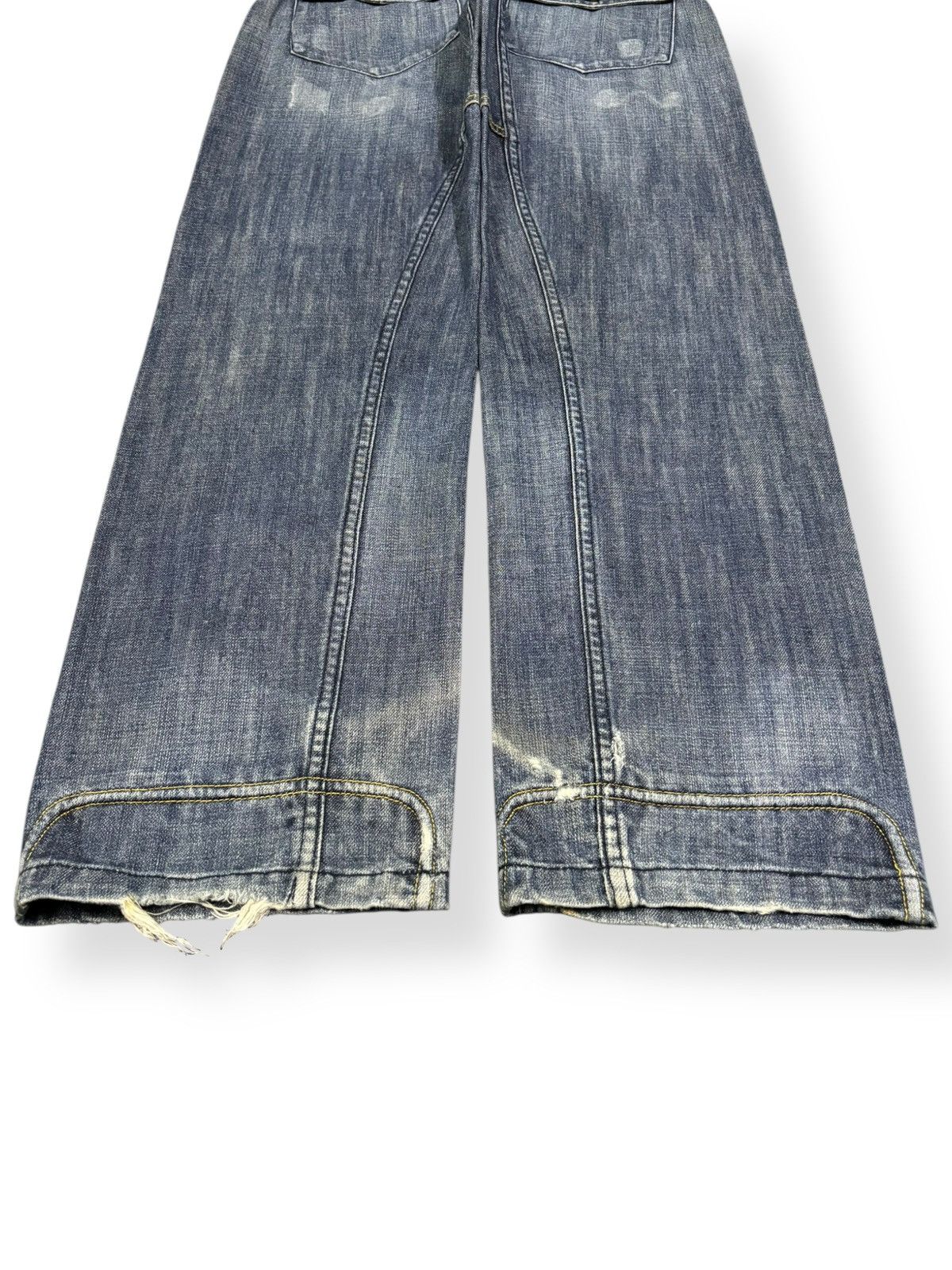 Beauty Beast Vintage Japanese Brand Clawmark Faded Loose Fit Ripped Jeans Size US 32 / EU 48 - 11 Thumbnail