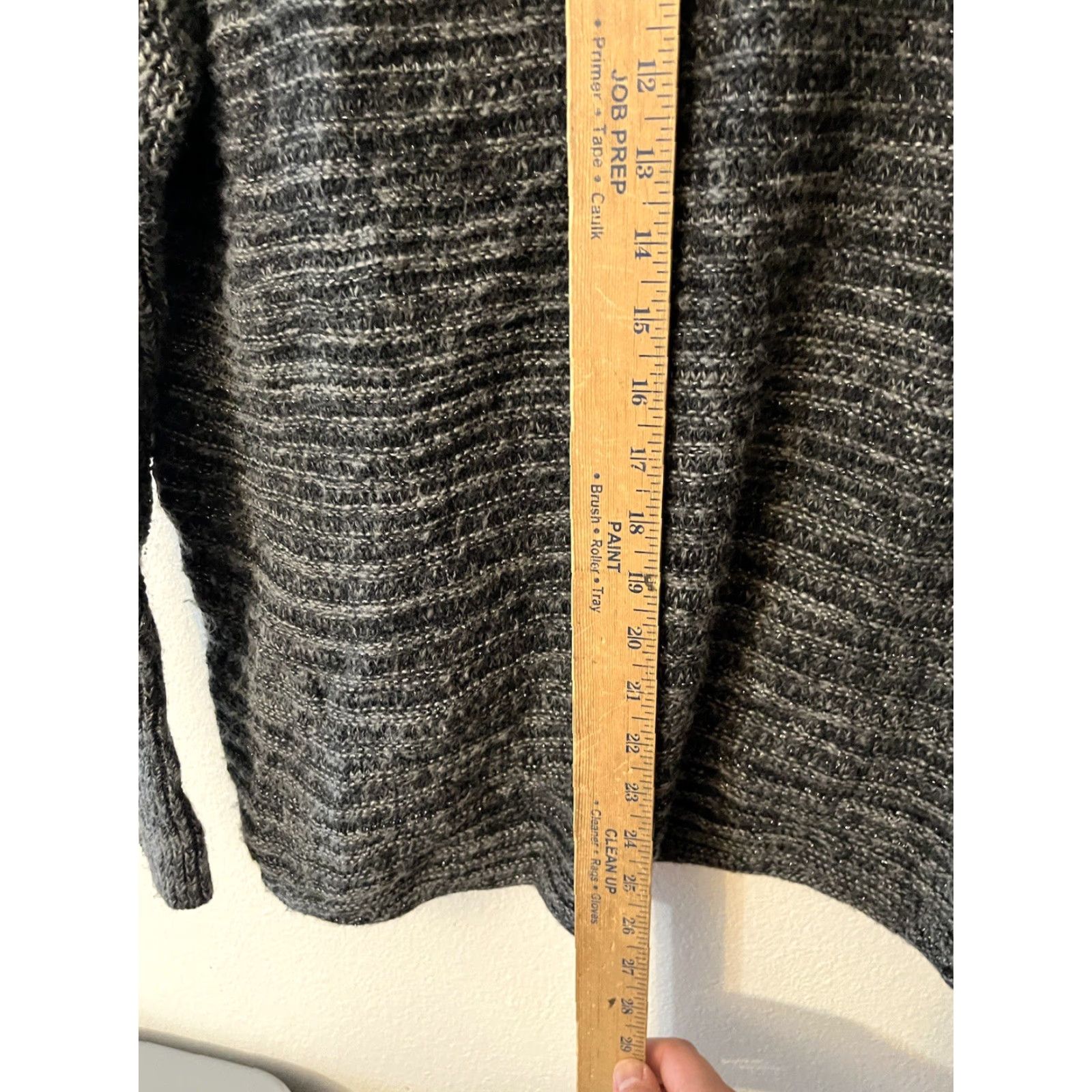 Vintage Simply Vera by Vera Wang Women's Gray Cable-Knit Turtleneck Sweater Size M Long Sleeve Modern Size M / US 6-8 / IT 42-44 - 5 Thumbnail