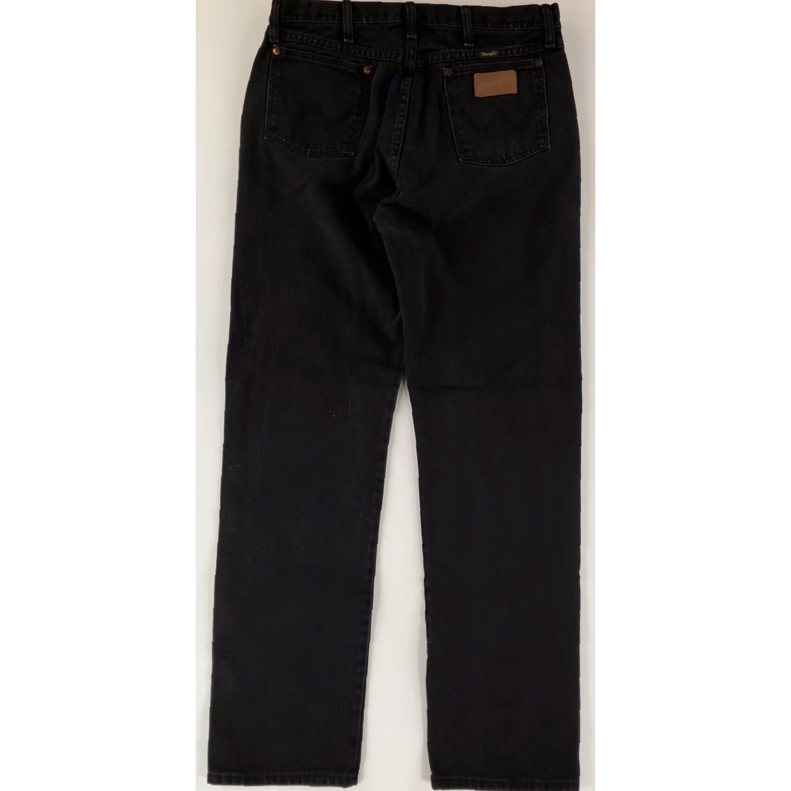 Wrangler VINTAGE Wrangler 13MWZ Jeans Mens 34x36 Black 90s VTG Straight 34x34 Actual Mens Size US 34 / EU 50 - 3 Thumbnail