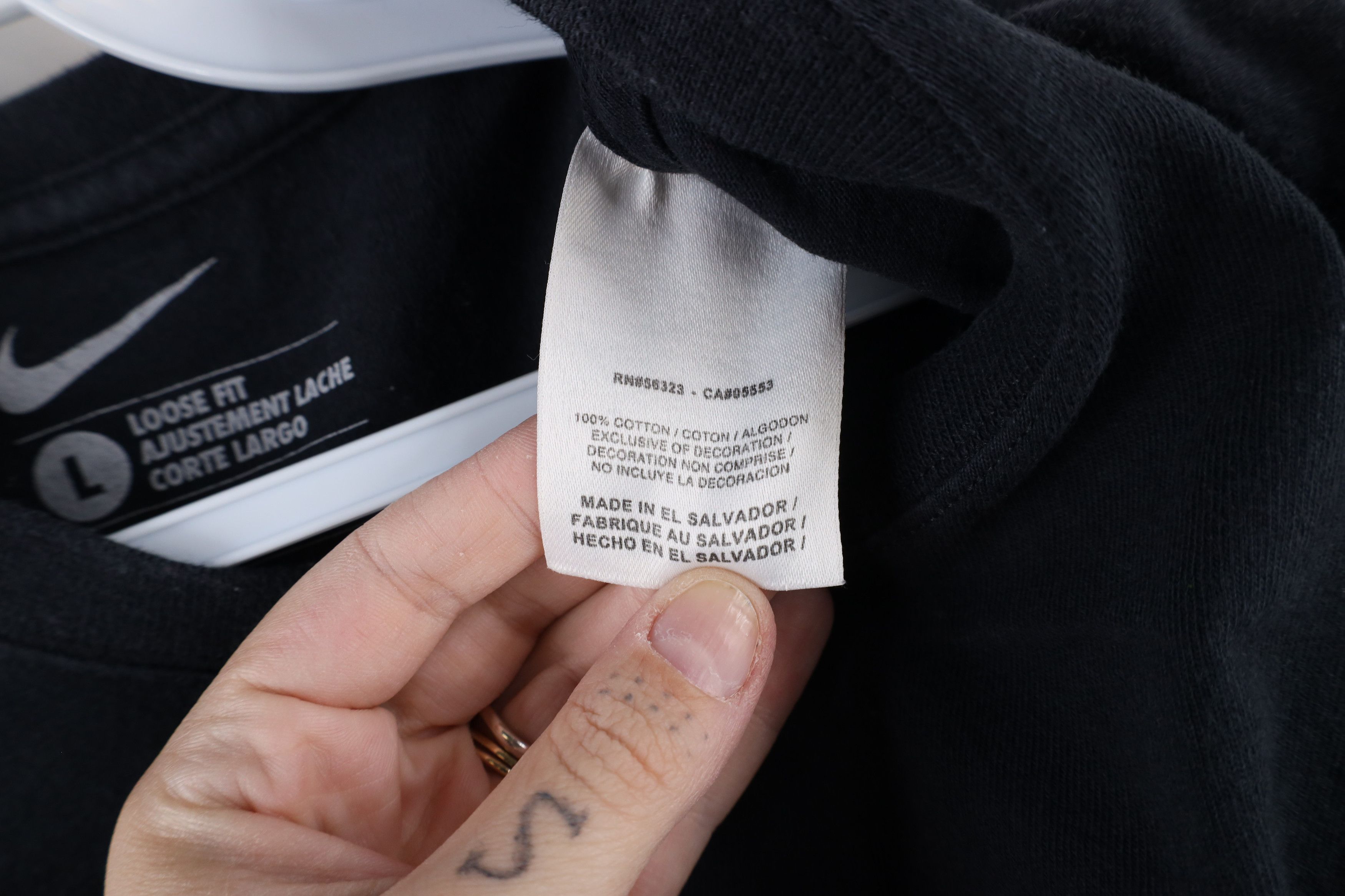 Nike × Vintage Vintage Nike Basketball Travis Scott Center Swoosh T-Shirt Size US L / EU 52-54 / 3 - 6 Thumbnail