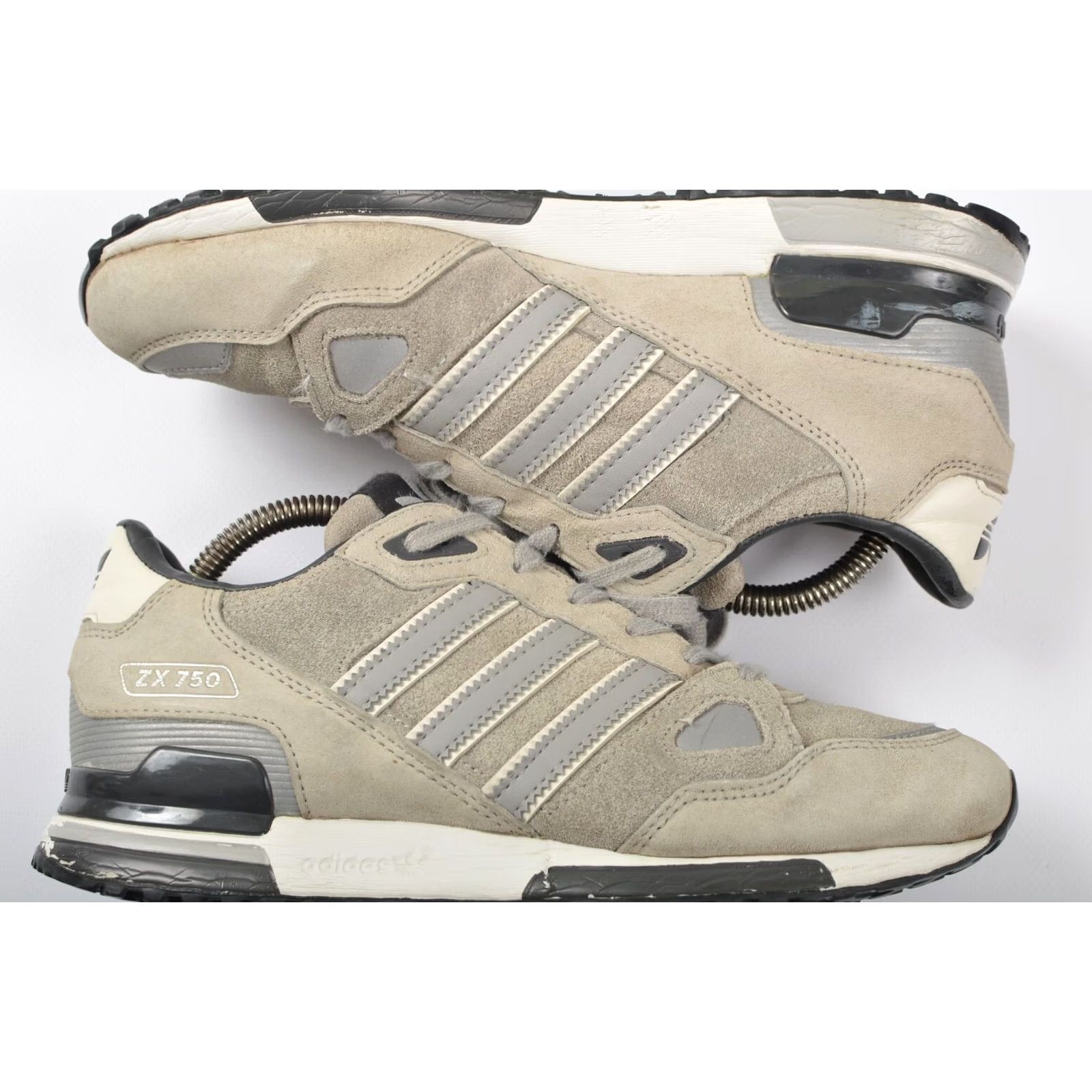 Adidas Adidas ZX 750 Solid Grey M18259 Sneakers Trainers Mens US 7 40 Football Gym Shoes Trainers Grey Solid ZX750 Size US 7 / EU 40 - 5 Thumbnail