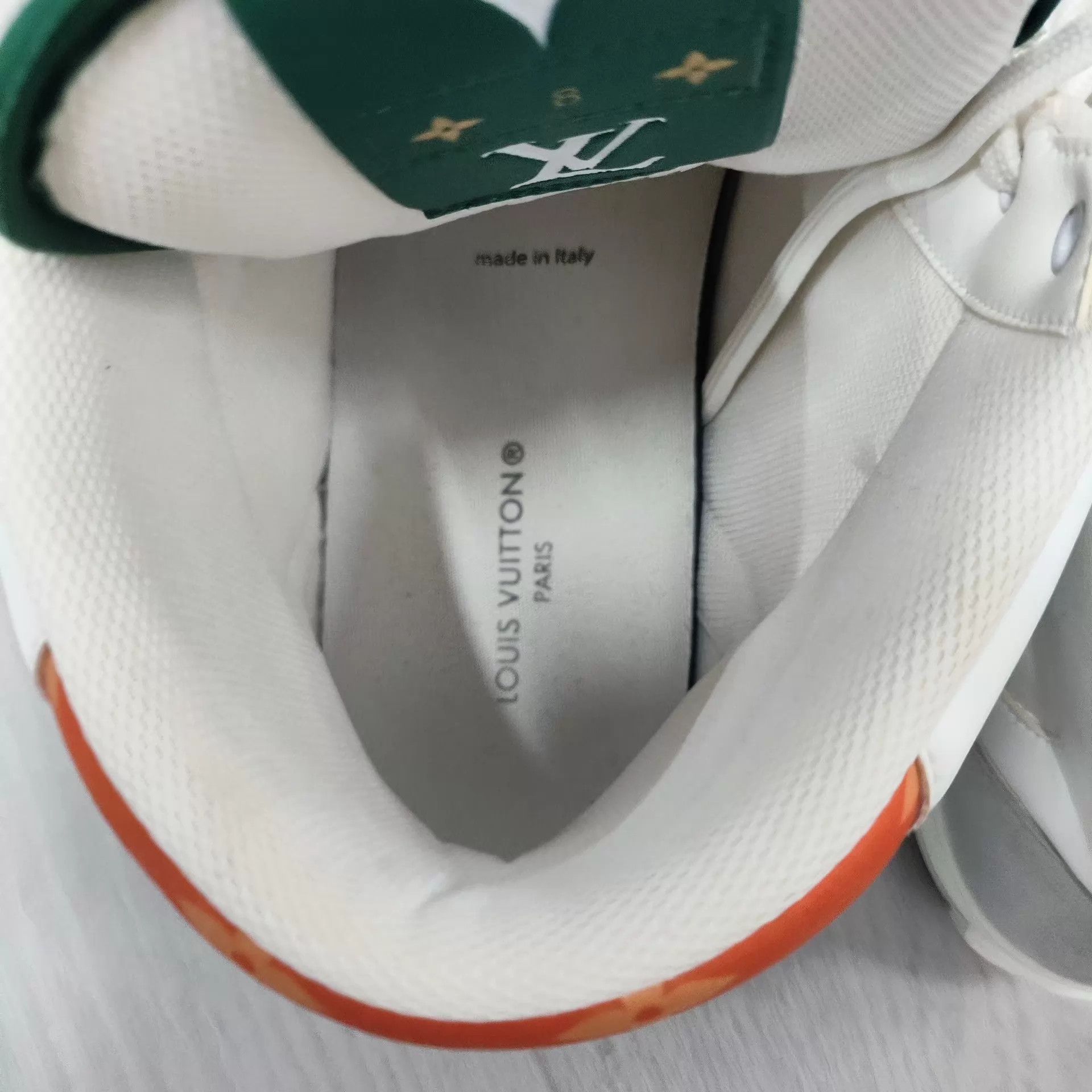 Louis Vuitton LV Leather Flat 8 Gray/White Colorblock Minor Wear Size US 9 / EU 42 - 6 Thumbnail