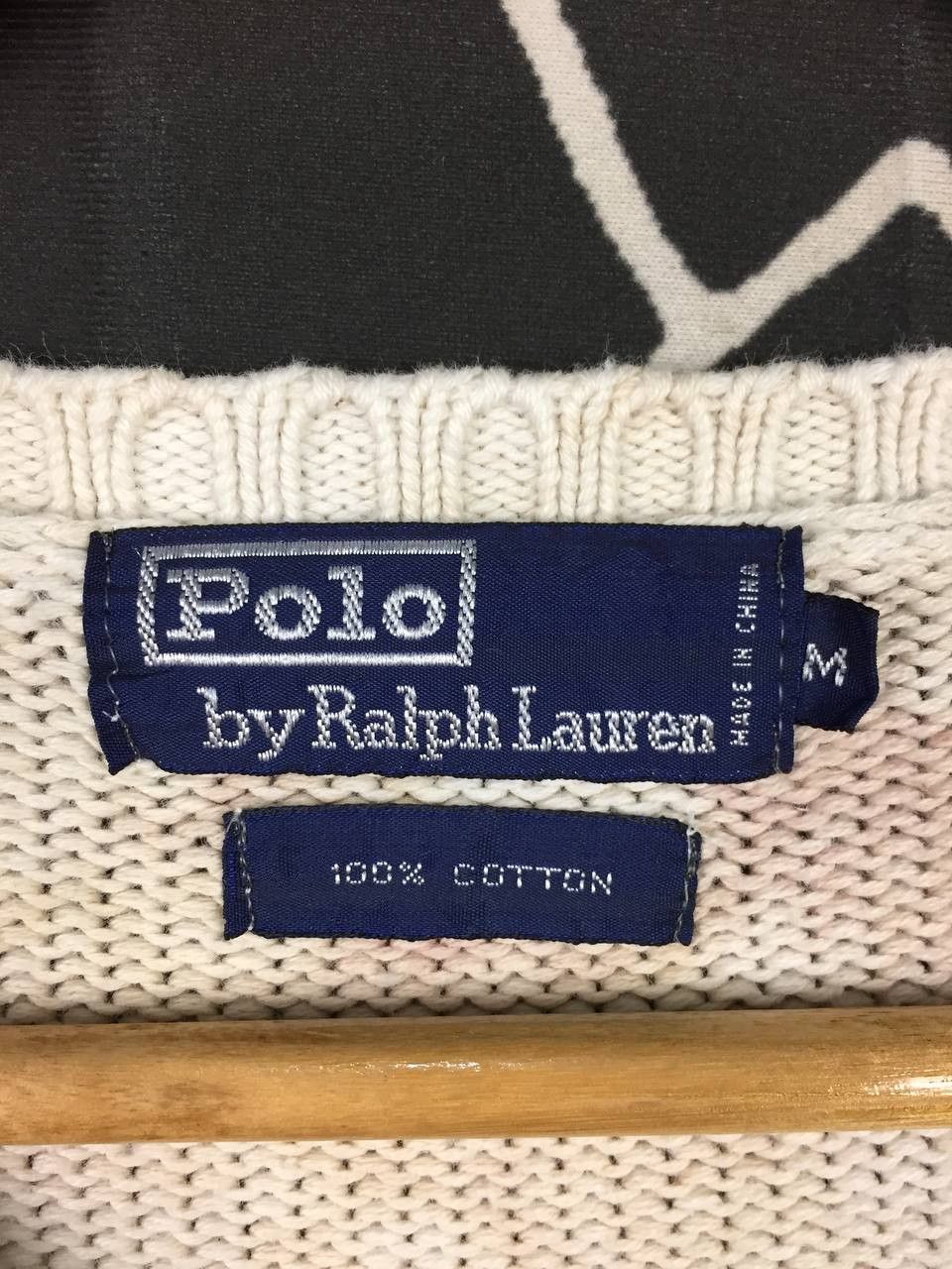 Polo Ralph Lauren Distressed Polo Ralph Lauren Cropped Fit V-Neck Knit Sweater Size US M / EU 48-50 / 2 - 15 Thumbnail