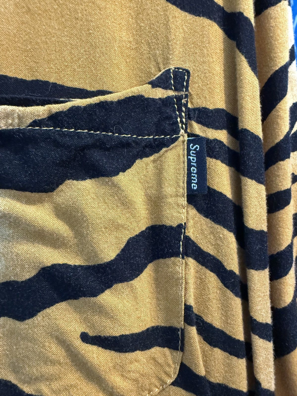 Supreme Tiger Print Supreme 18SS Size US M / EU 48-50 / 2 - 2 Thumbnail
