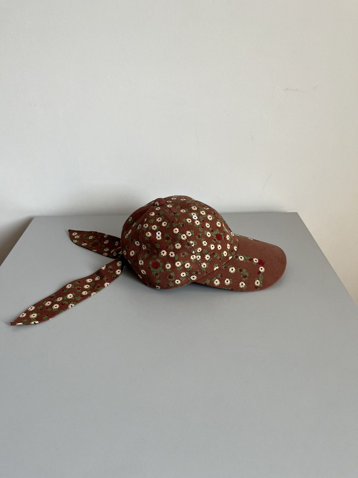 Bernhard Willhelm Iconic rare Bernhard Willhelm SS07 sample tie floral cap Size ONE SIZE - 1 Thumbnail
