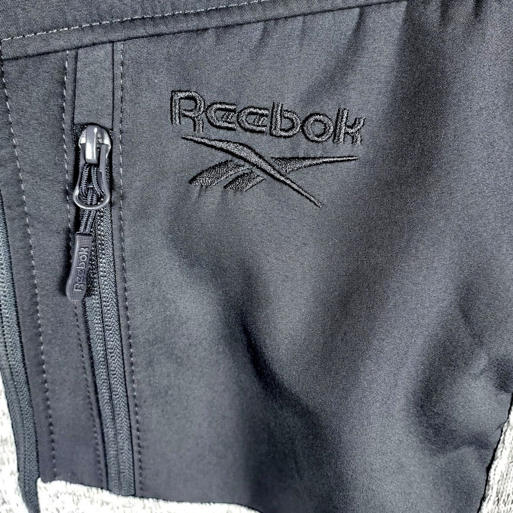 Reebok Reebok Mens Large Full Zip Fleece Jacket Gray Black Hooded Athletic Activewear Shirt? Size US L / EU 52-54 / 3 - 3 Thumbnail