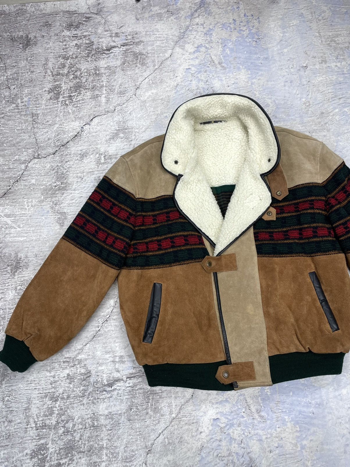 Vintage C&A Navajo Aztek Print jacket sheep skin suede Size US M / EU 48-50 / 2 - 6 Thumbnail