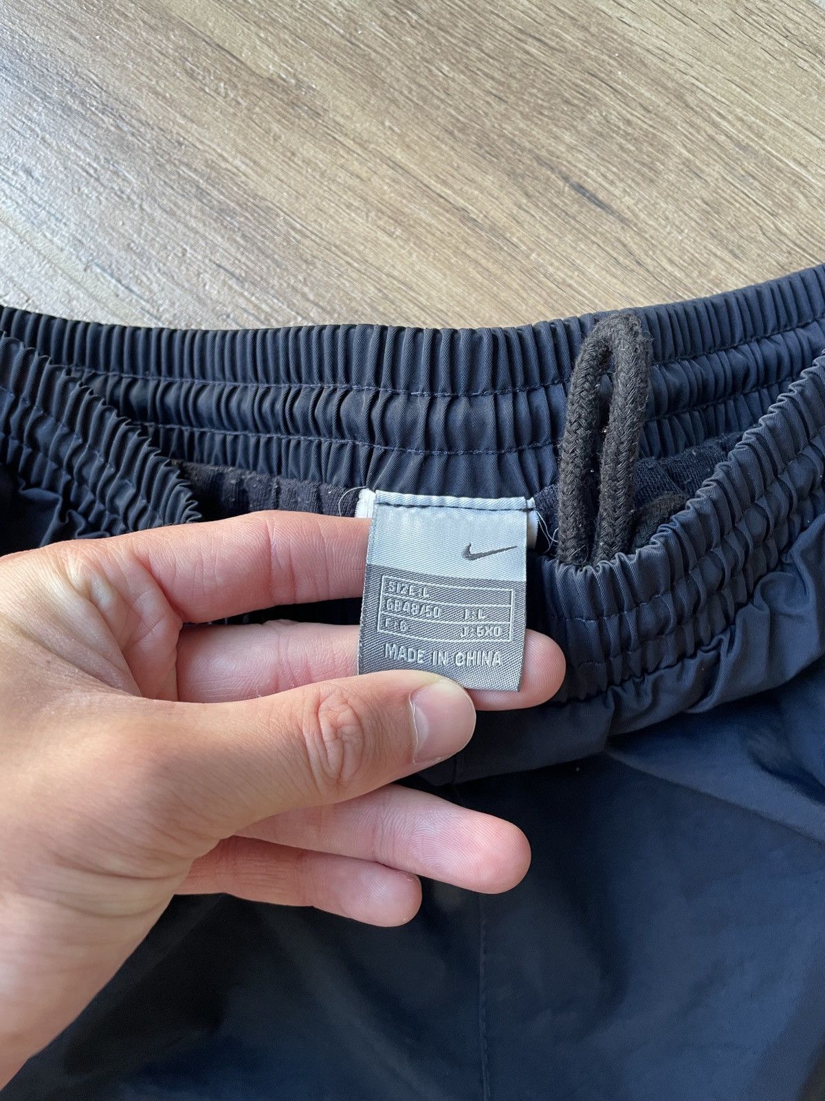 Nike Nike Vintage Nylon Pants Baggy Wide Woven Japanese Drill Y2K Size US 32 / EU 48 - 10 Thumbnail