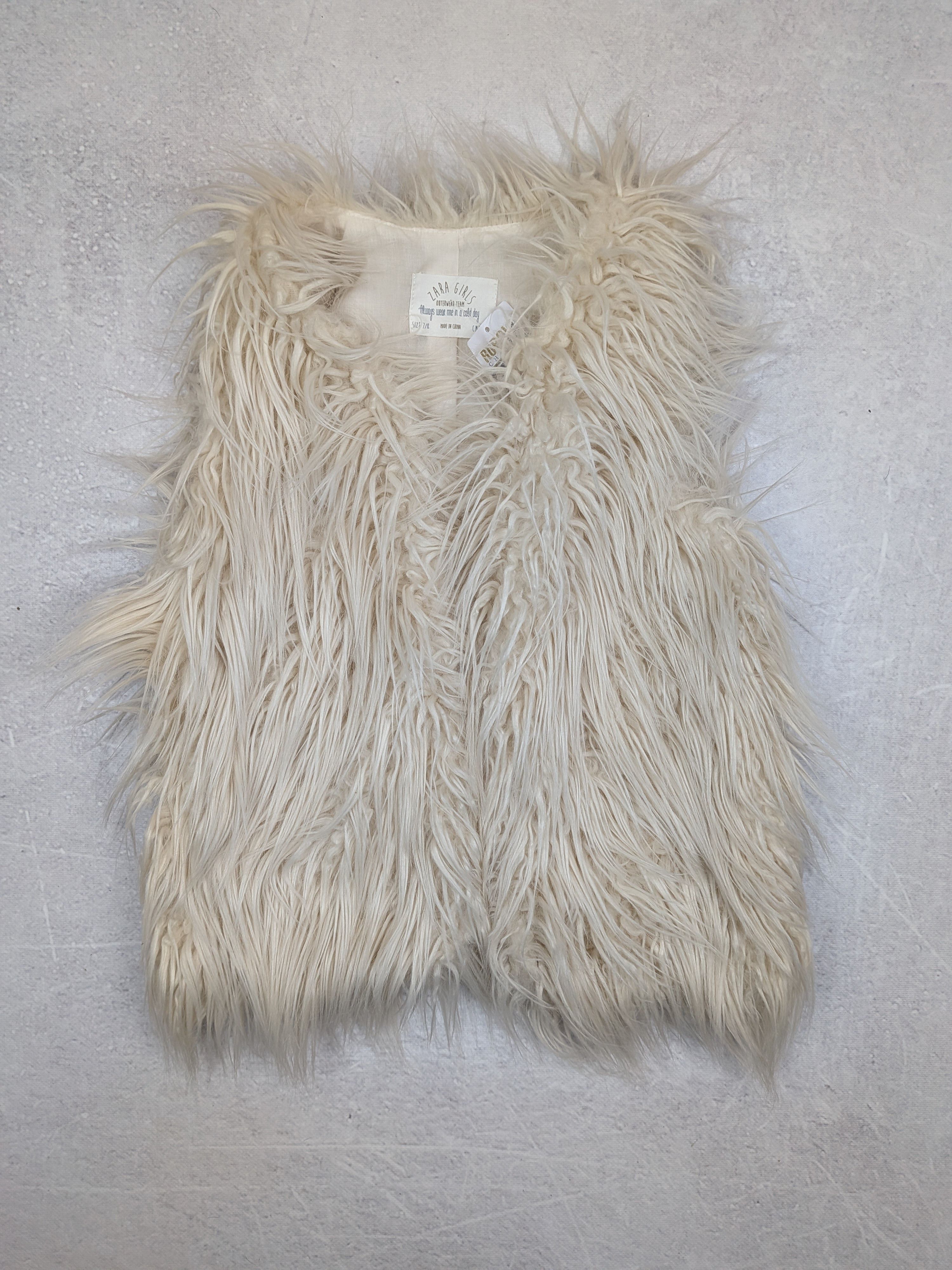 Zara Zara Girls Camel Faux Fur Winter Vest Gillet Size XXS / 7-8 Size XXS / US 00 / IT 34 - 1 Thumbnail