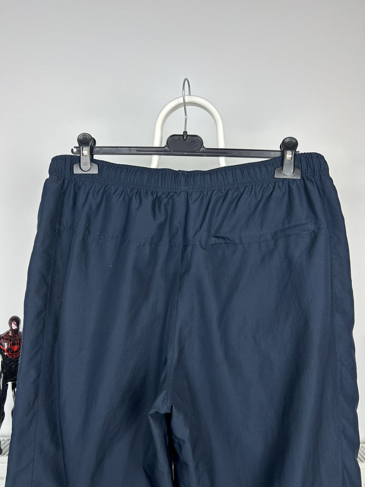 Nike × Vintage Nike Nylon Baggy Swoosh Logo Overisize y2k Pants Joggers Size US 34 / EU 50 - 7 Thumbnail