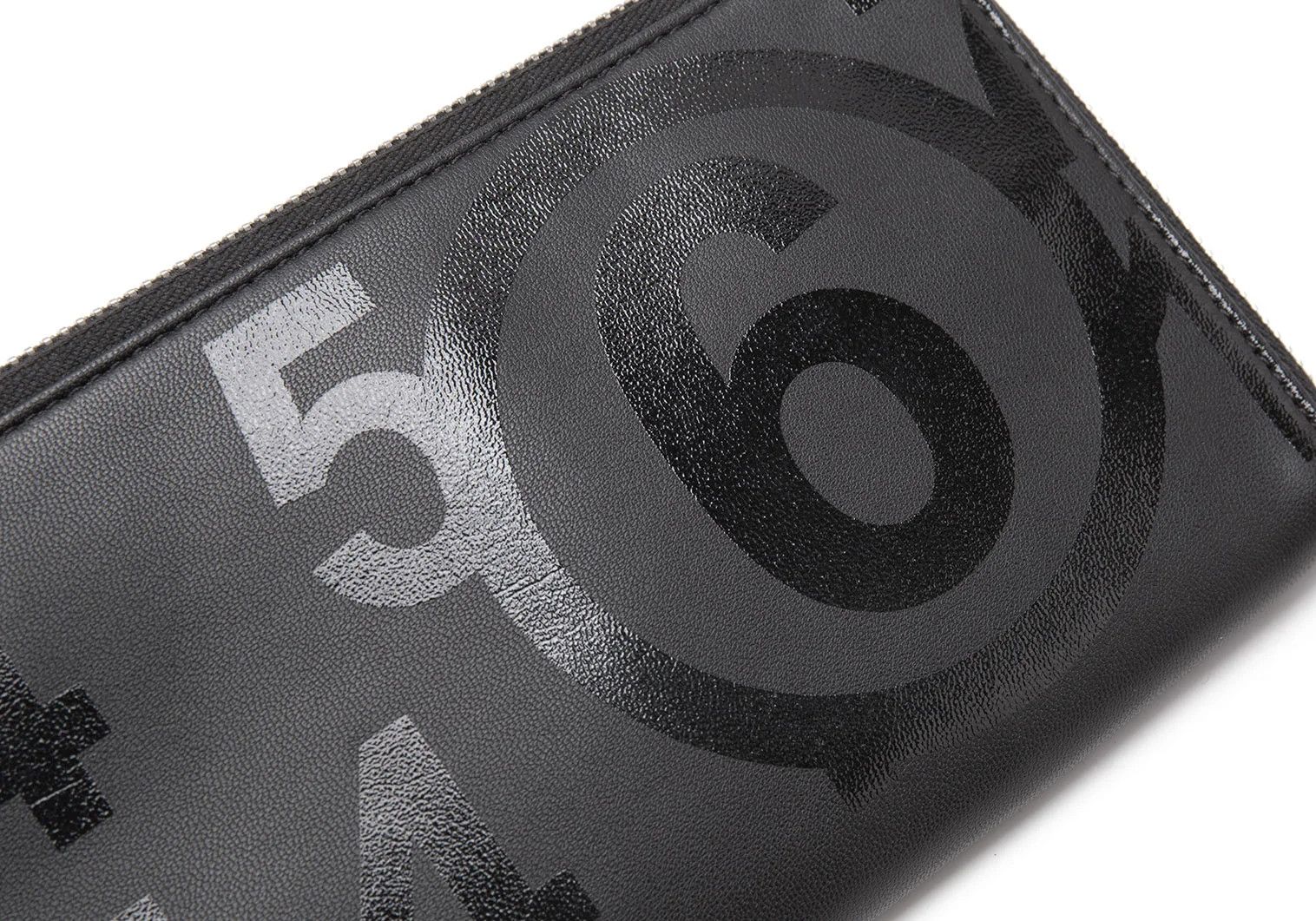 Maison Margiela Round Zip Wallet in Black with Minor Wear Size ONE SIZE - 11 Thumbnail