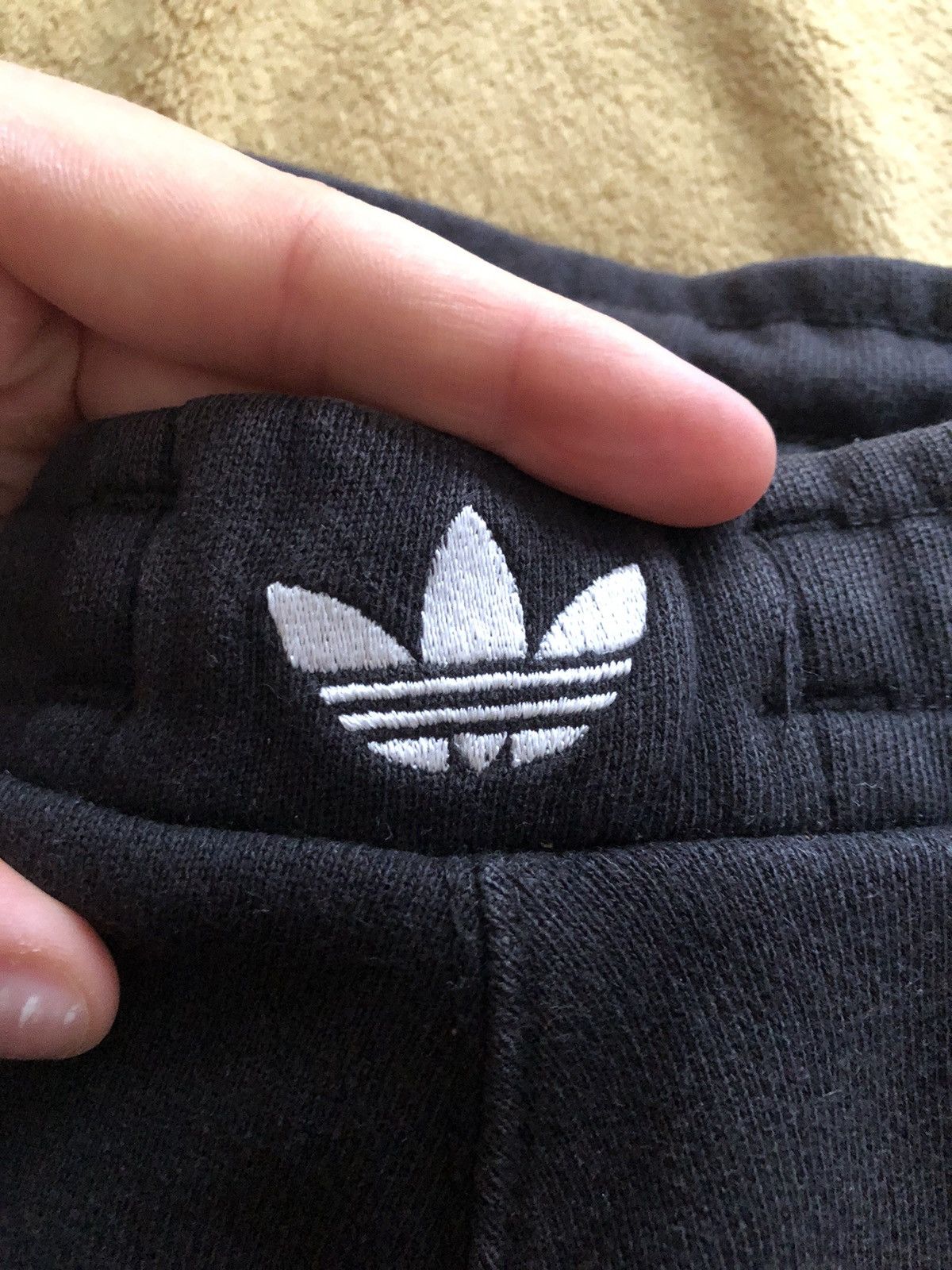 Adidas ADIDAS BIG LOGO VINTAGE QUALITY SHORTS Size US 30 / EU 46 - 3 Thumbnail