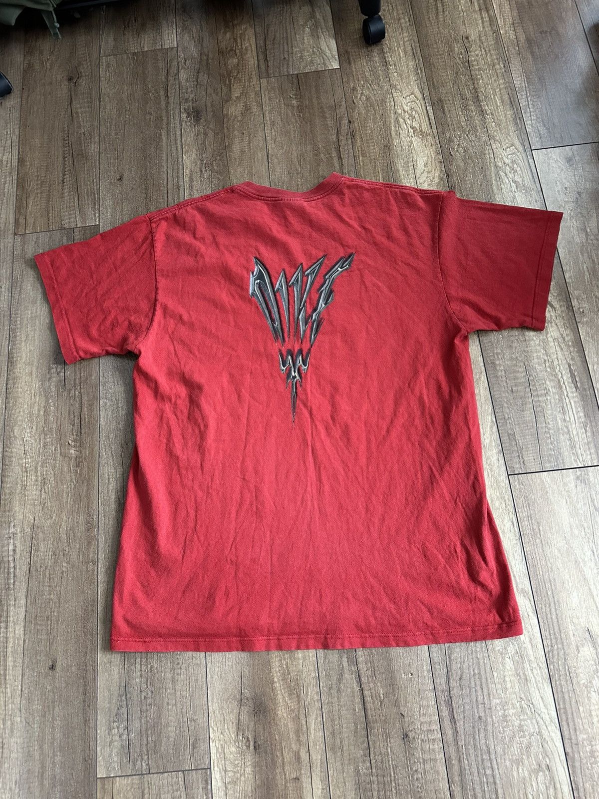 Nike Nike Vintage RARE Big Logo Y2K T-Shirt 90s Size US L / EU 52-54 / 3 - 7 Thumbnail