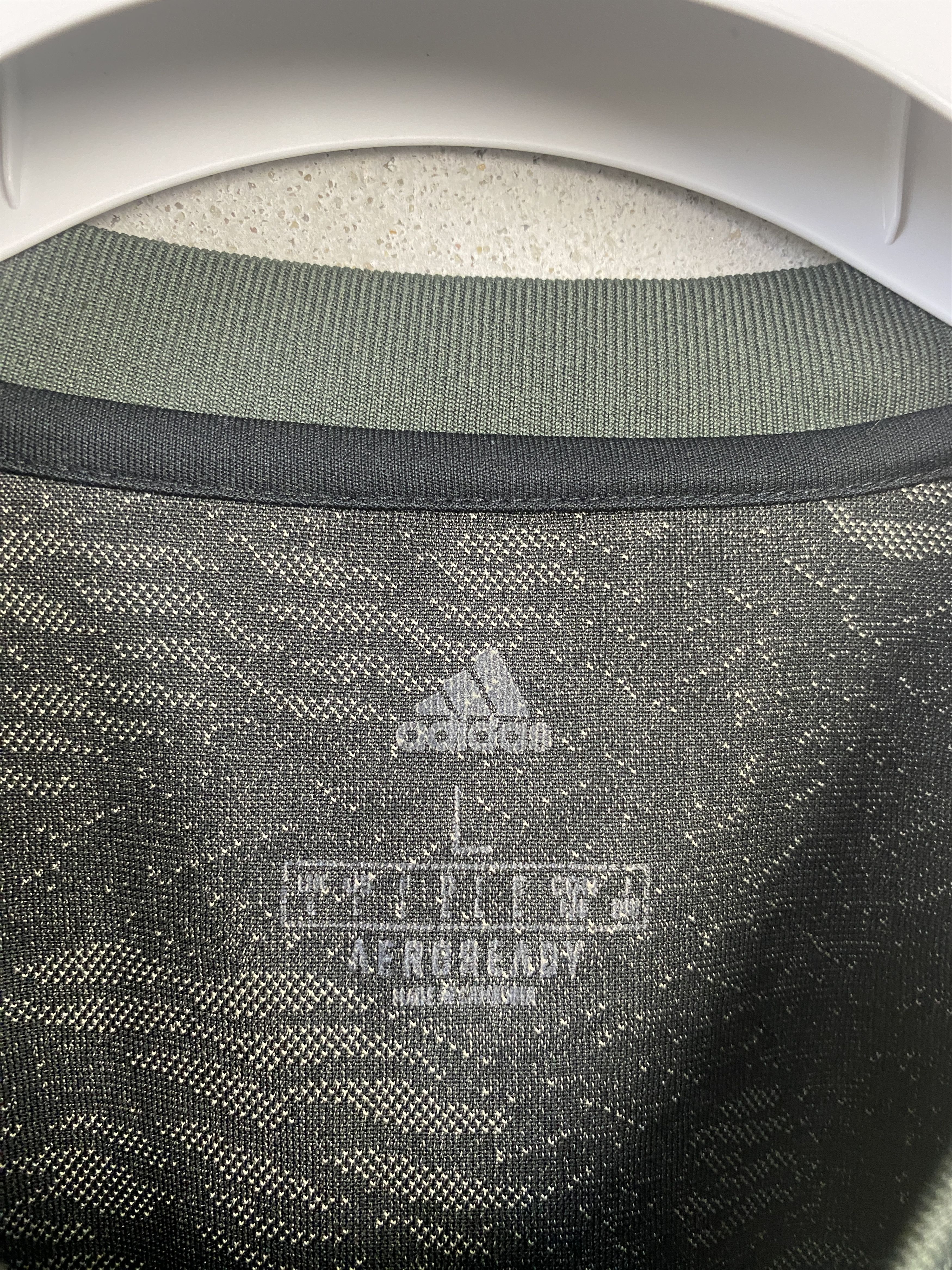 Adidas Adidas Manchester United jersey t-shirt sport soccer Size US L / EU 52-54 / 3 - 4 Thumbnail
