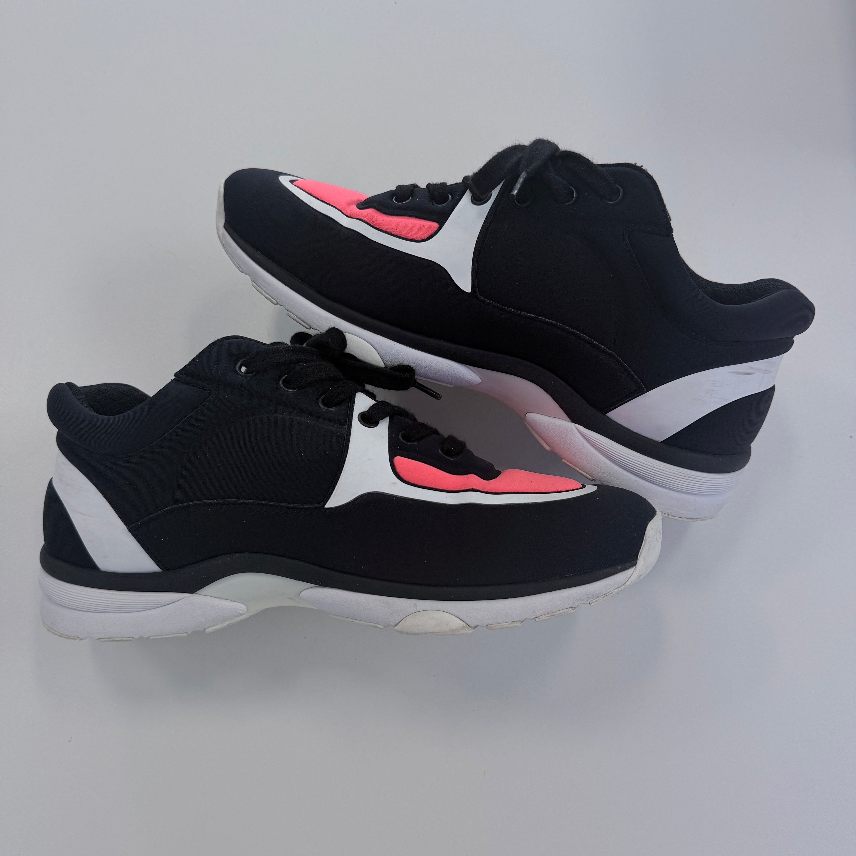 Chanel Runner Foam Black/Pink Size US 8 / EU 41 - 3 Thumbnail