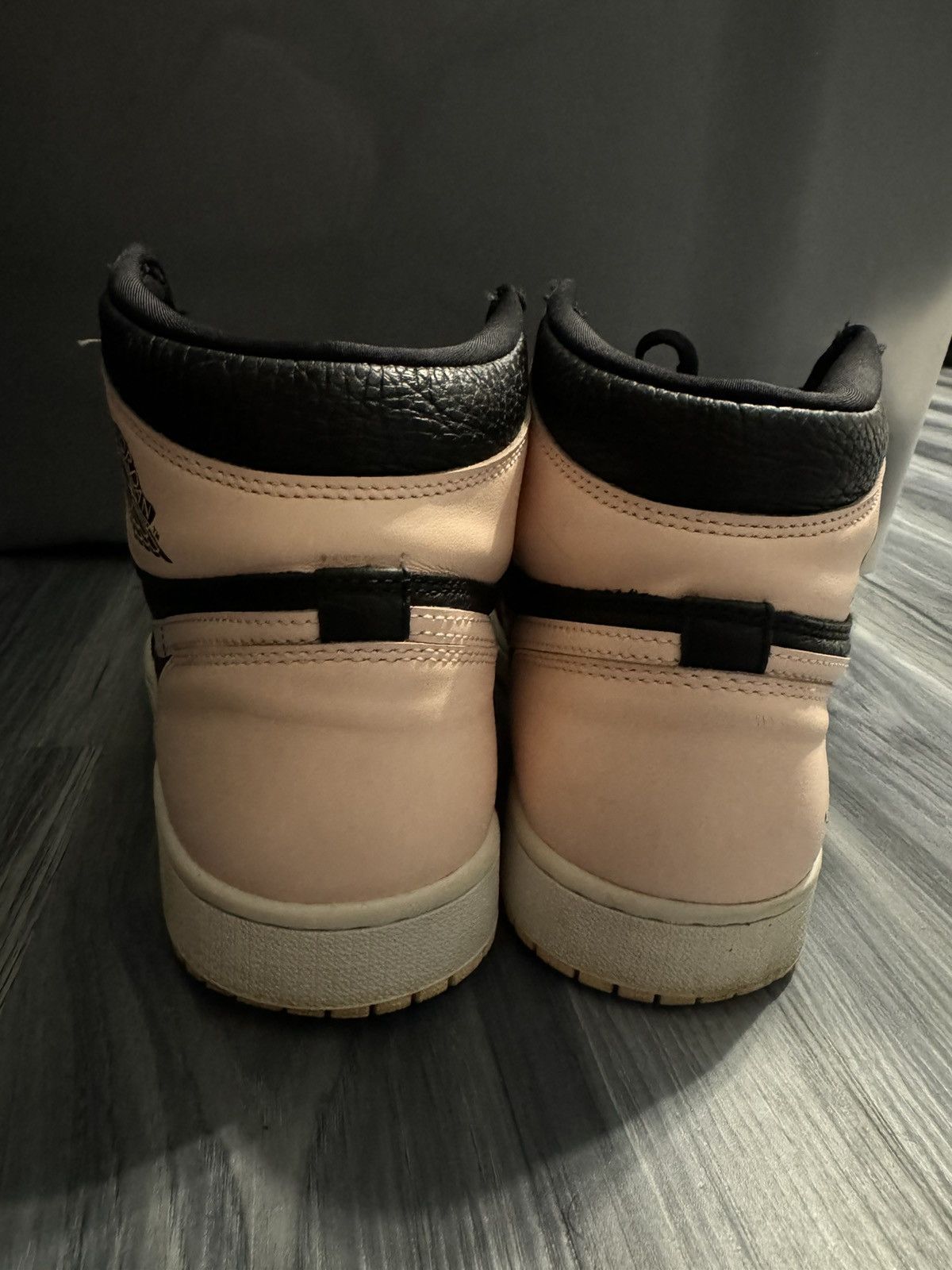 Jordan Brand Jordan 1 crimson tint Size US 9.5 / EU 42-43 - 5 Thumbnail