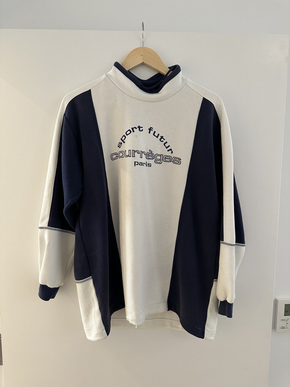 Courreges courrèges Embroidery Multicolor Big Logo Jumper Turtle Neck Size US M / EU 48-50 / 2 - 1 Thumbnail
