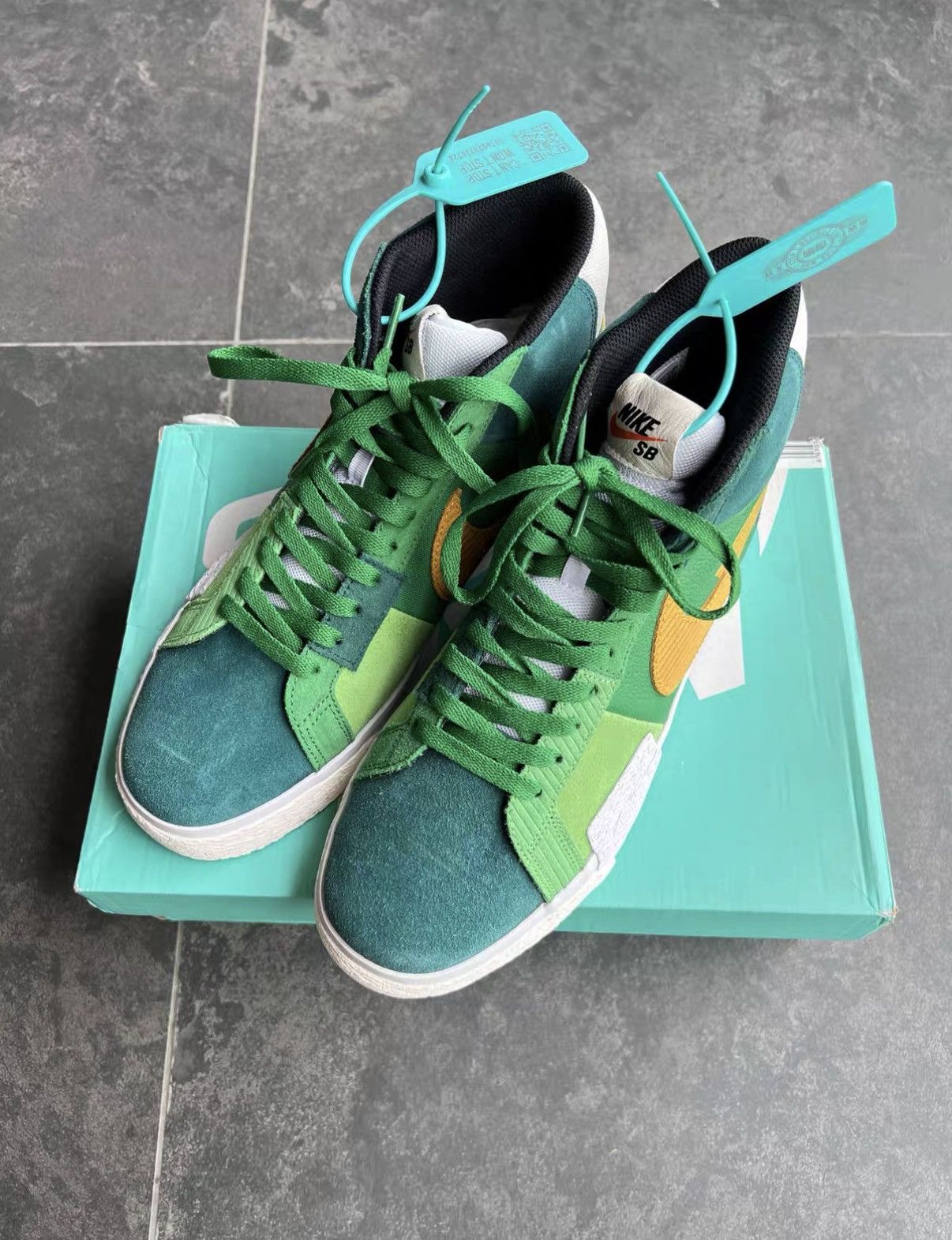 Nike Nike SB Blazer Mosaic Broken Swoosh J42 Size US 11 / EU 44 - 2 Thumbnail
