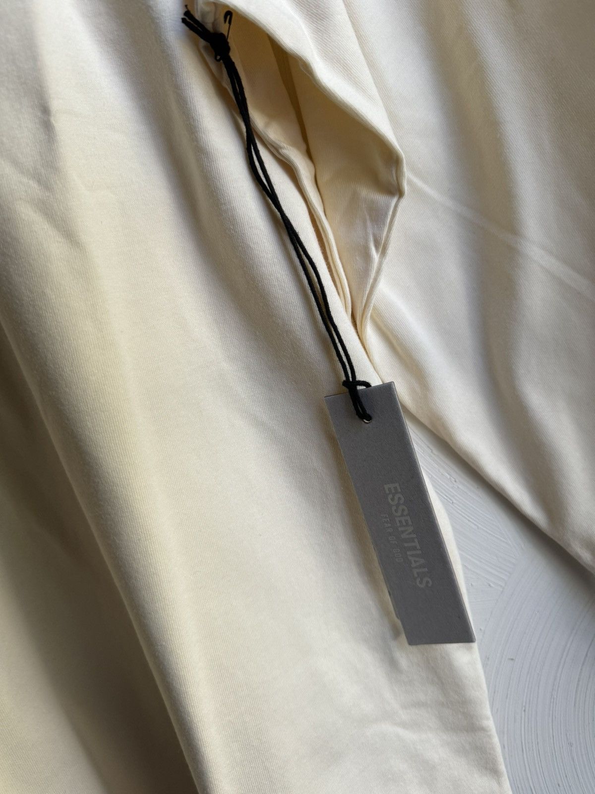 Essentials Fear Of God Essentials SS20 Applique logo Tee Cream Size US M / EU 48-50 / 2 - 6 Thumbnail